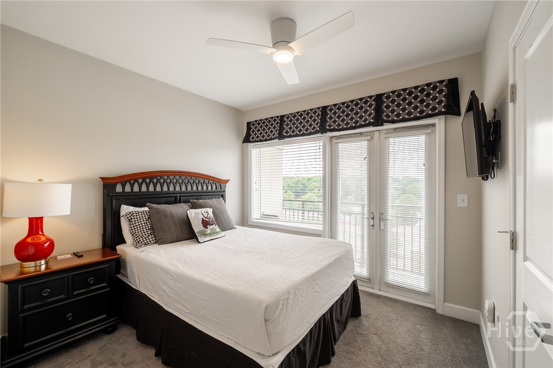 250 W Broad Street 720