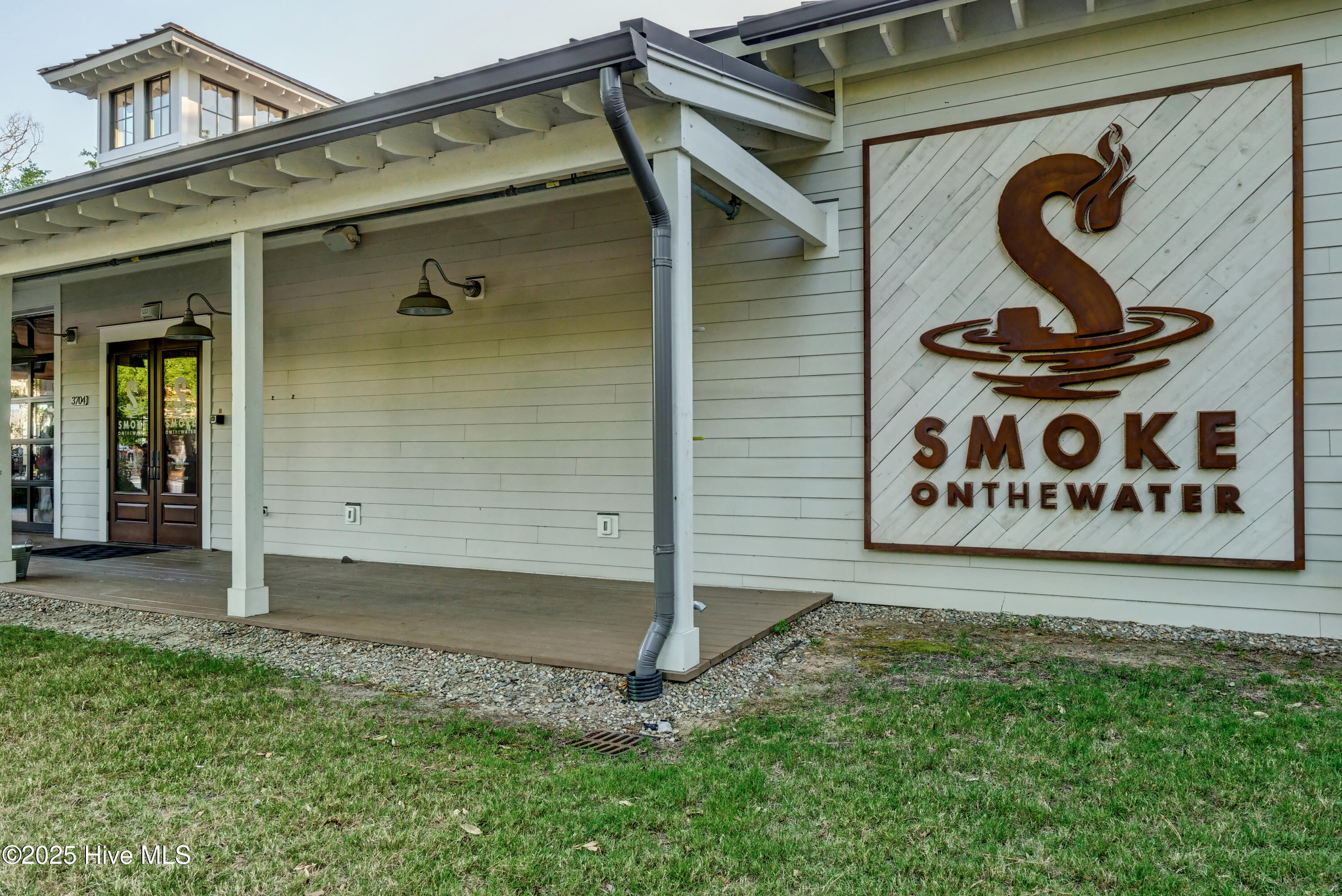 100495724 | Photo 70