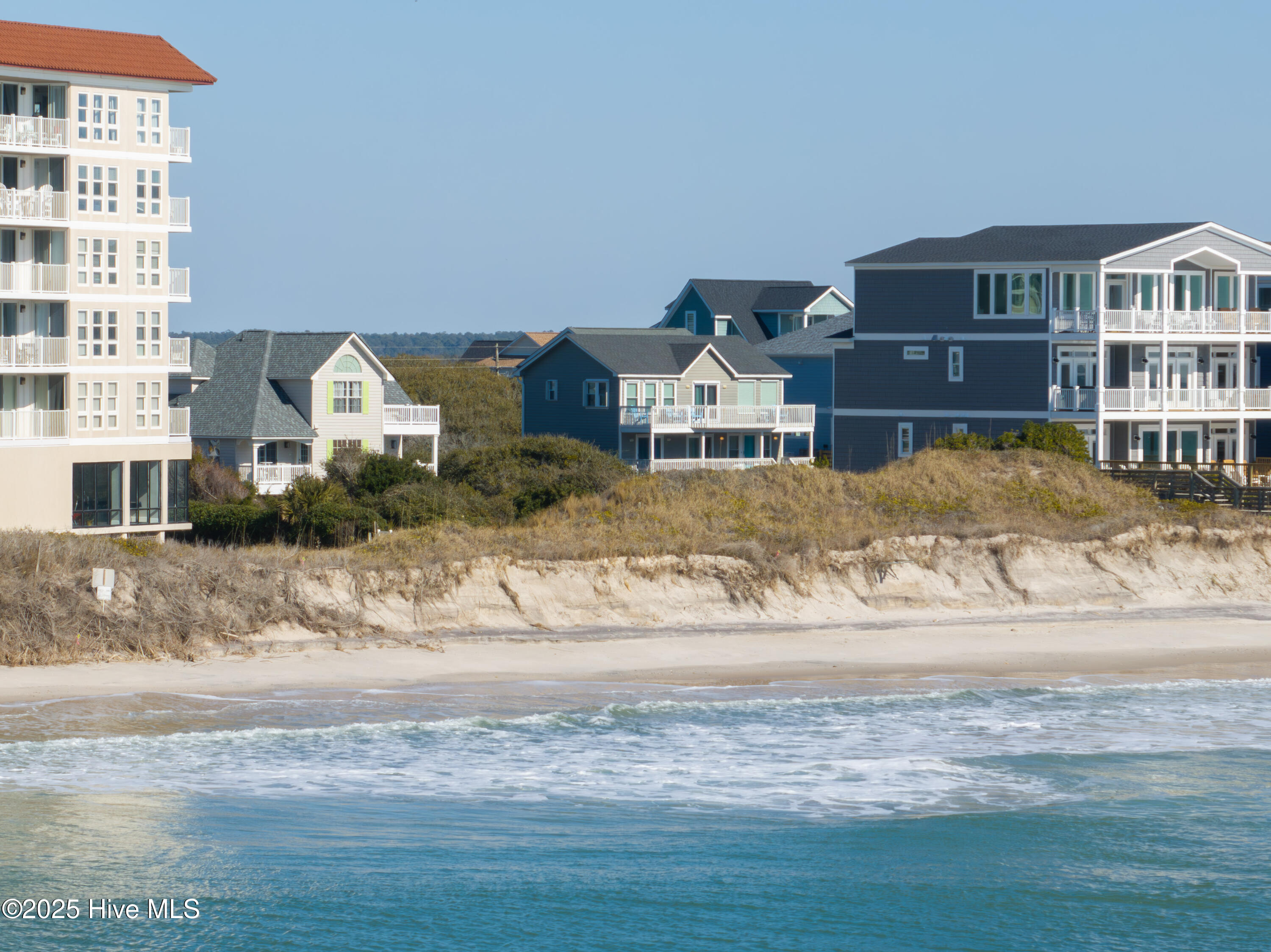 100517533 | Photo 64