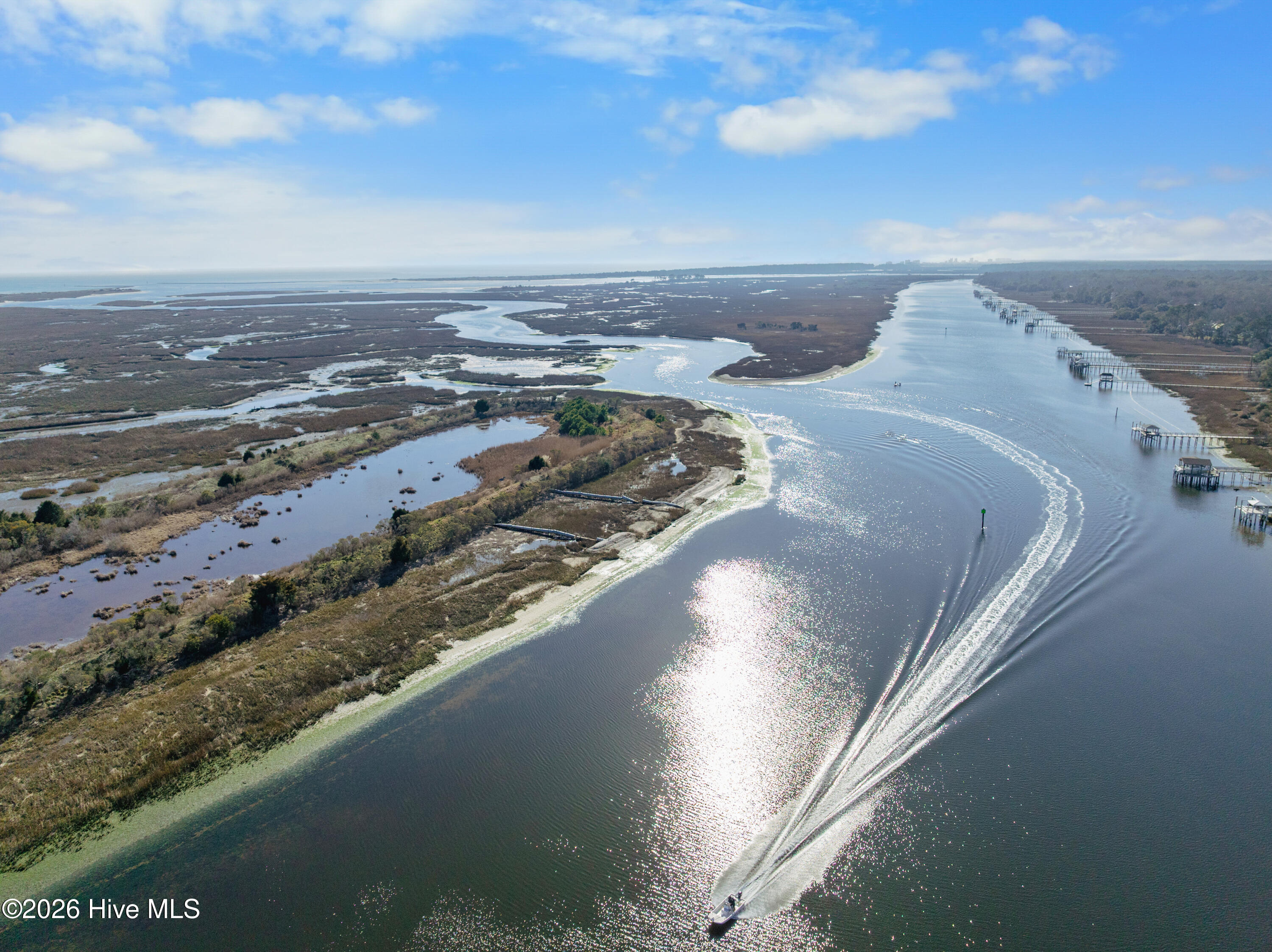 100556700 | Photo 82