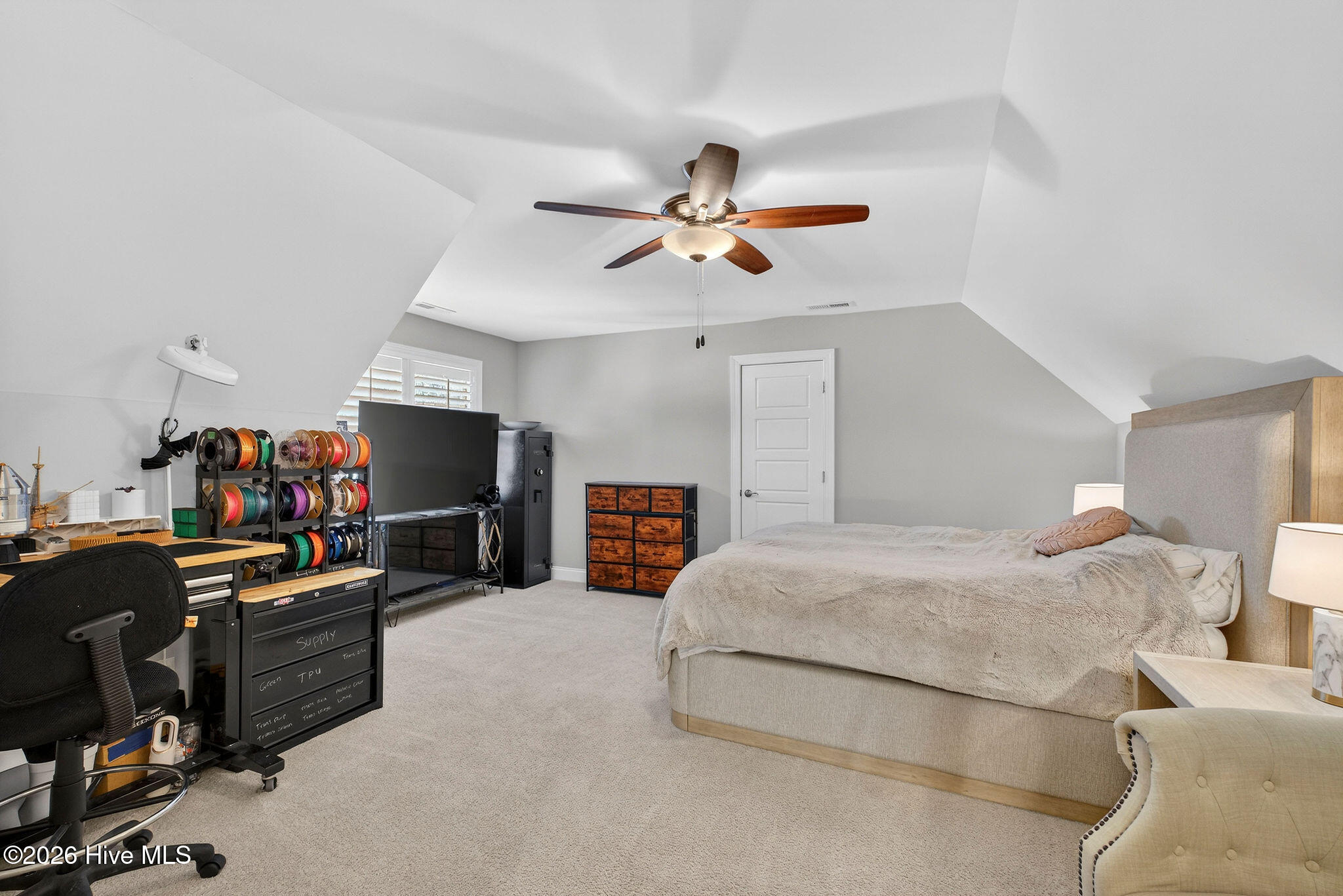 100554846 | Photo 49