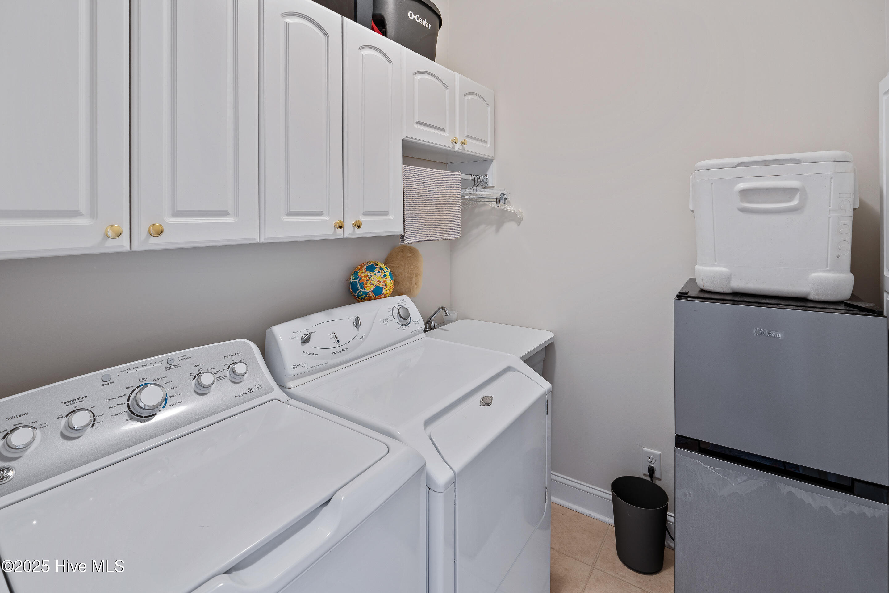 100535397 | Photo 45