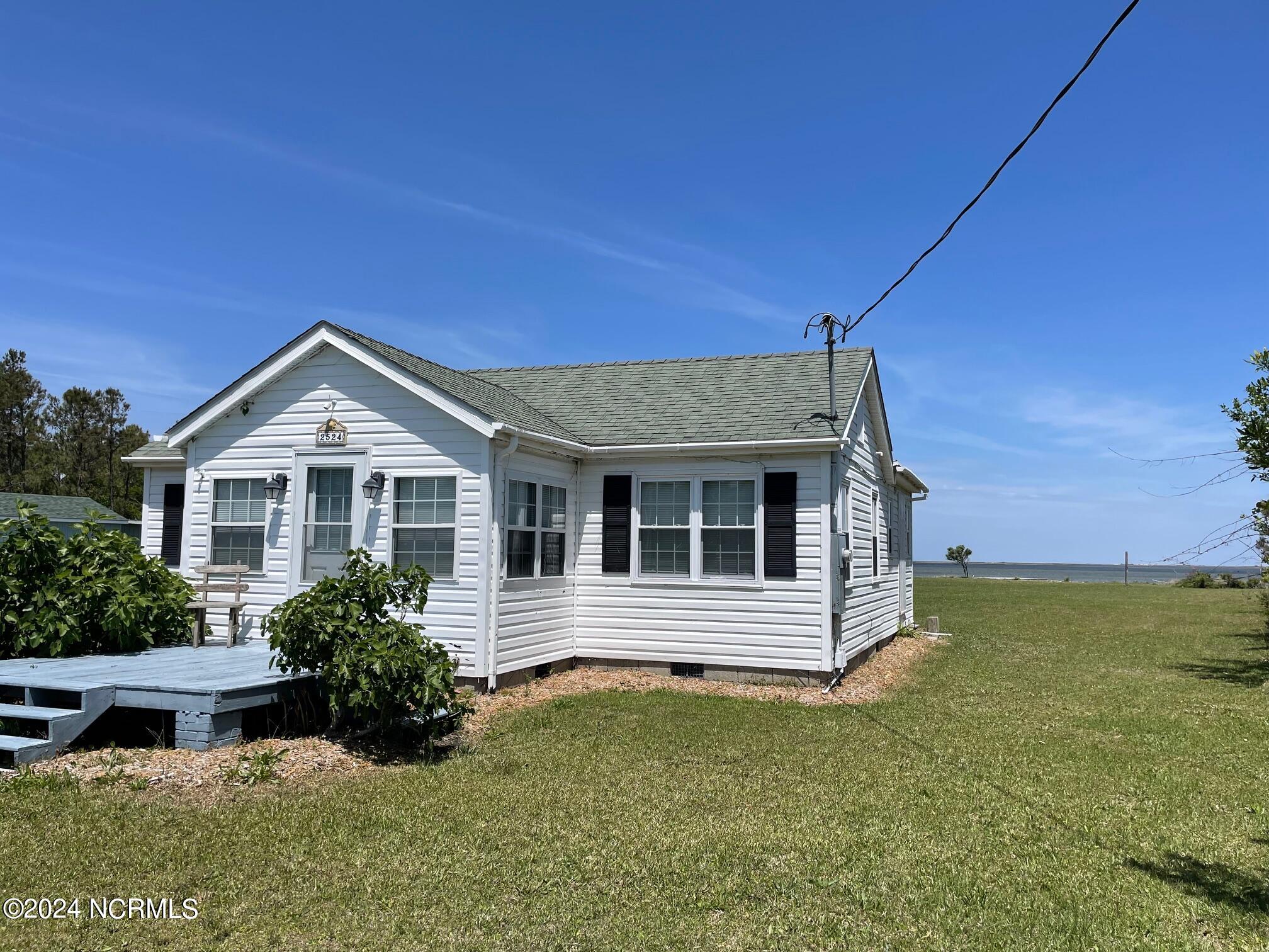 2524 Cedar Island Road,Cedar Island
