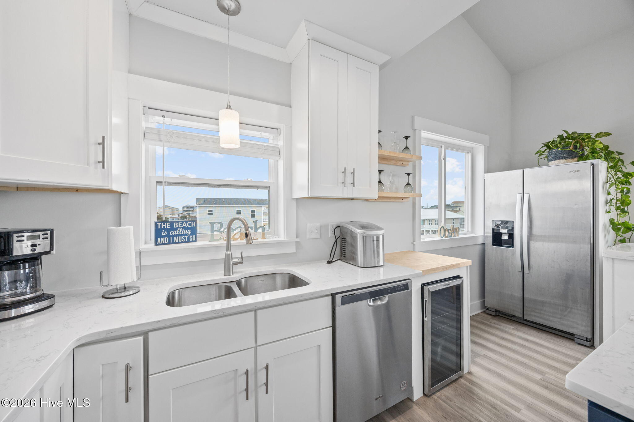 100557334 | Photo 14