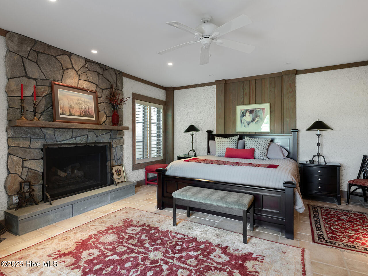 100526080 | Photo 49