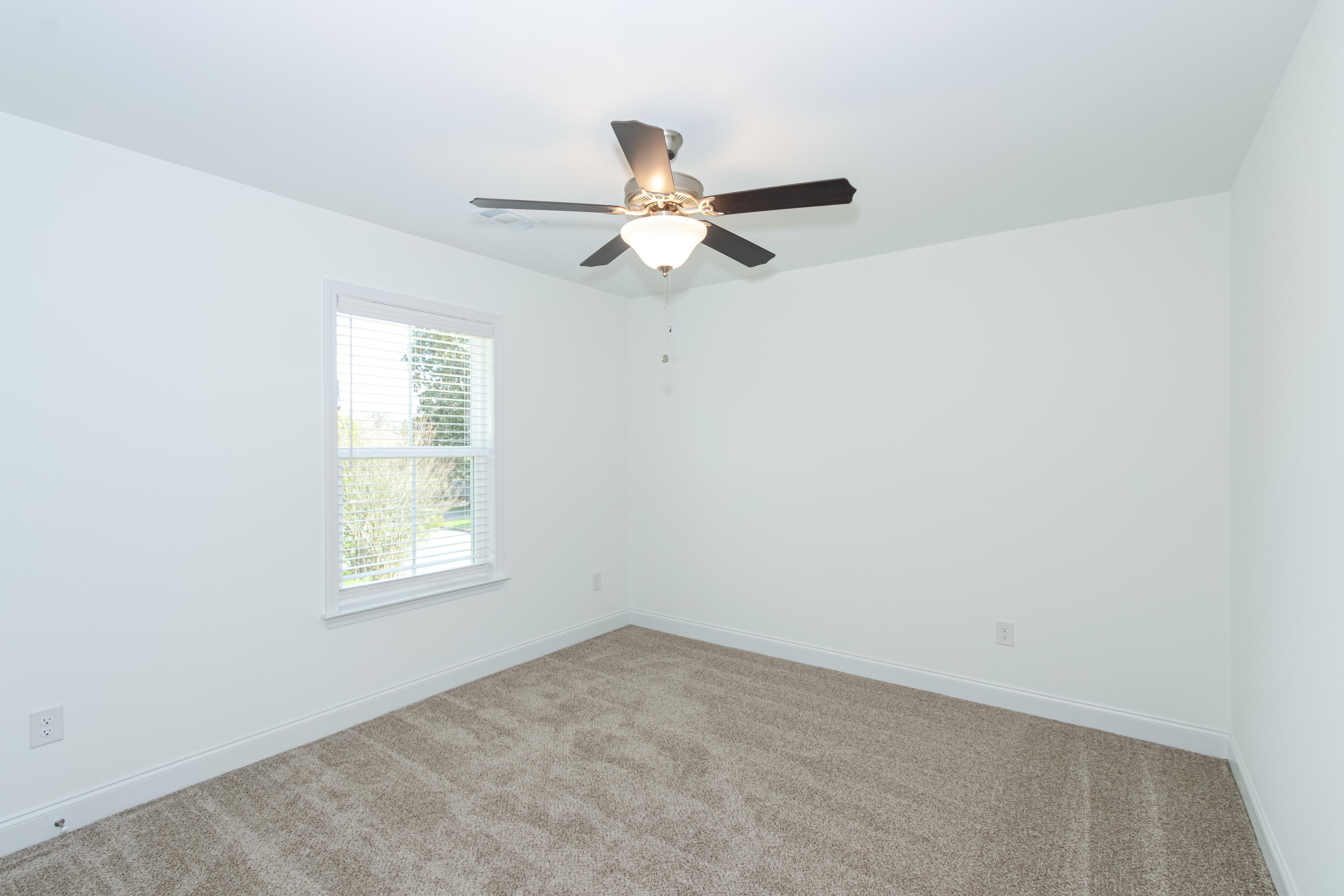 2nd St, 526, Interior-17
