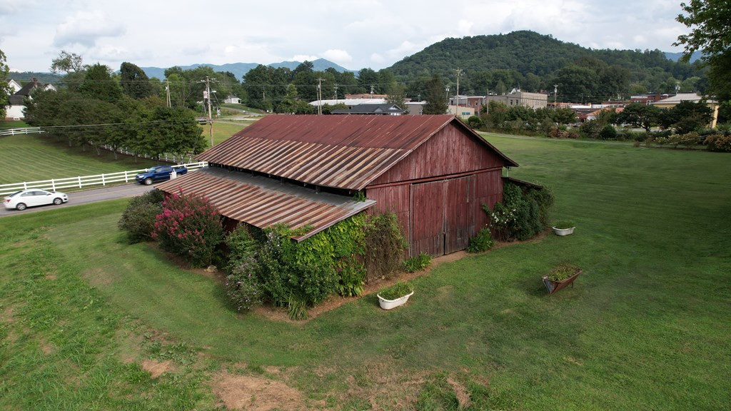 Exterior photo of 270 Cover Avenue, Andrews, NC 28901. MLS: 98525097