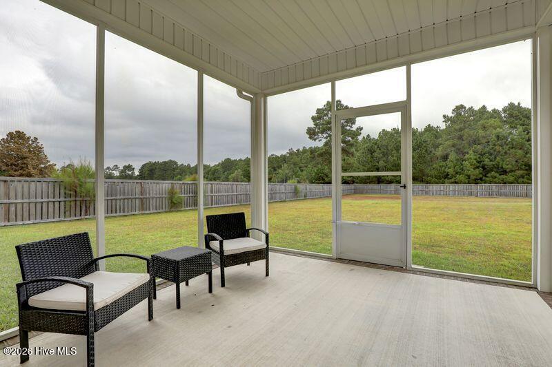 156 Peytons Ridge Drive, Hubert, NC, 28539