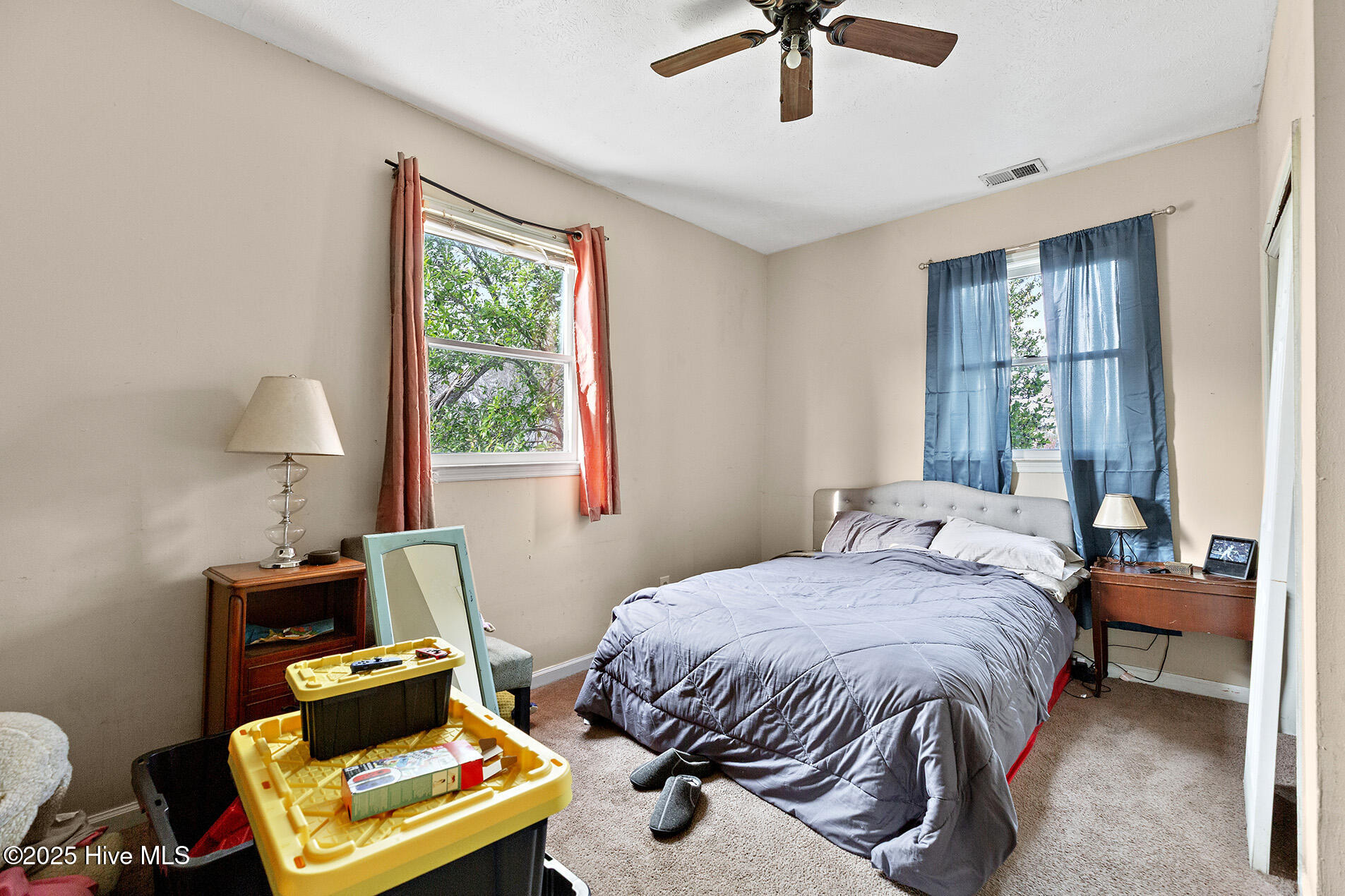 100544261 | Photo 32