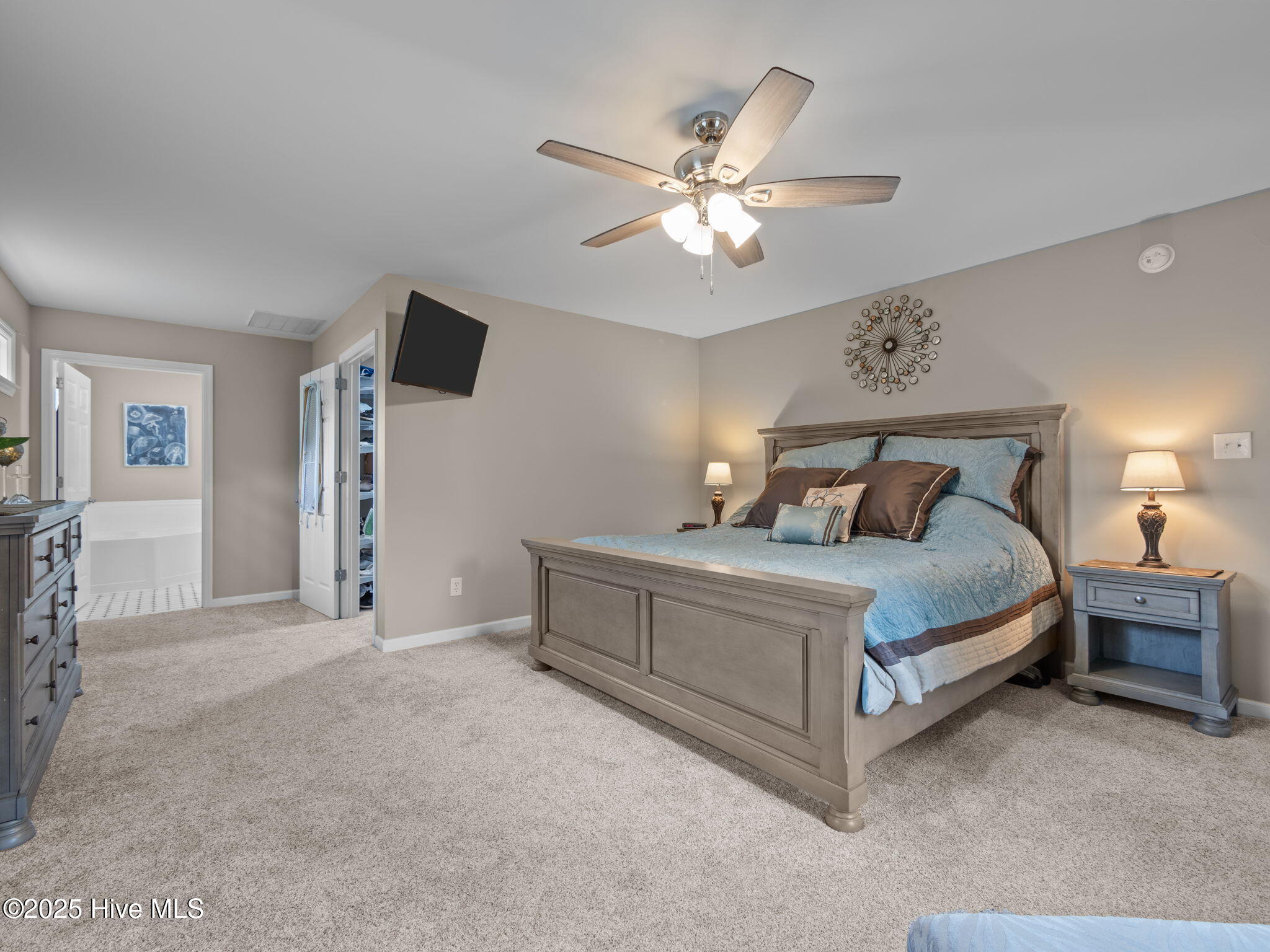 303 Robert Scott Circle, Swansboro, NC 28584 – photo 17: 27-web-or-mls-P8190094