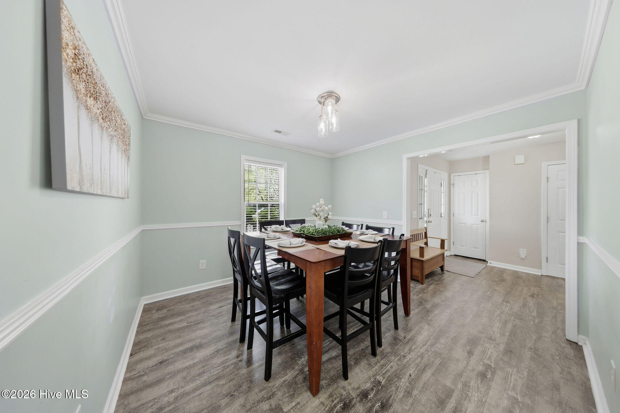 100565311 | Photo 10