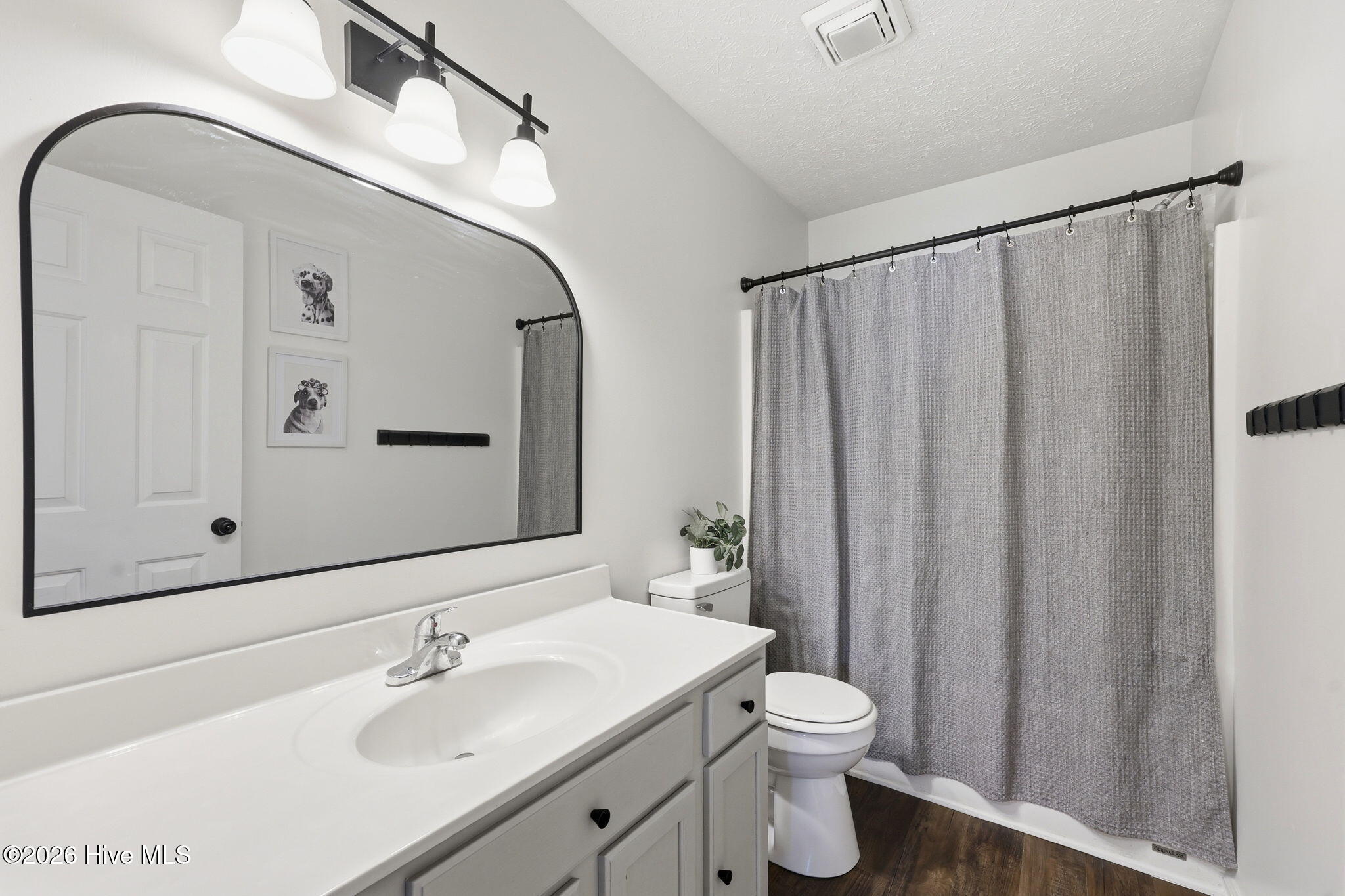 103 Coachman Lane,Newport