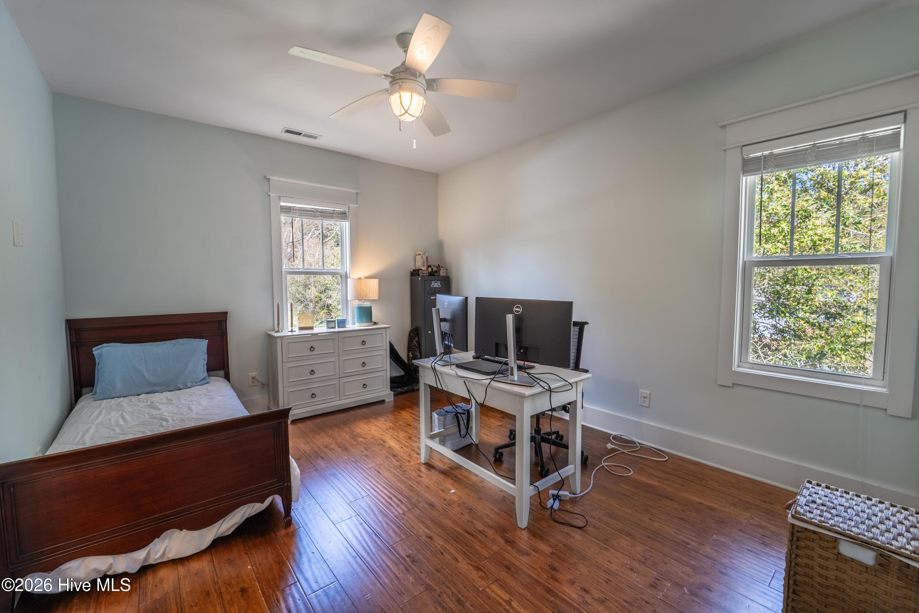 100559226 | Photo 15