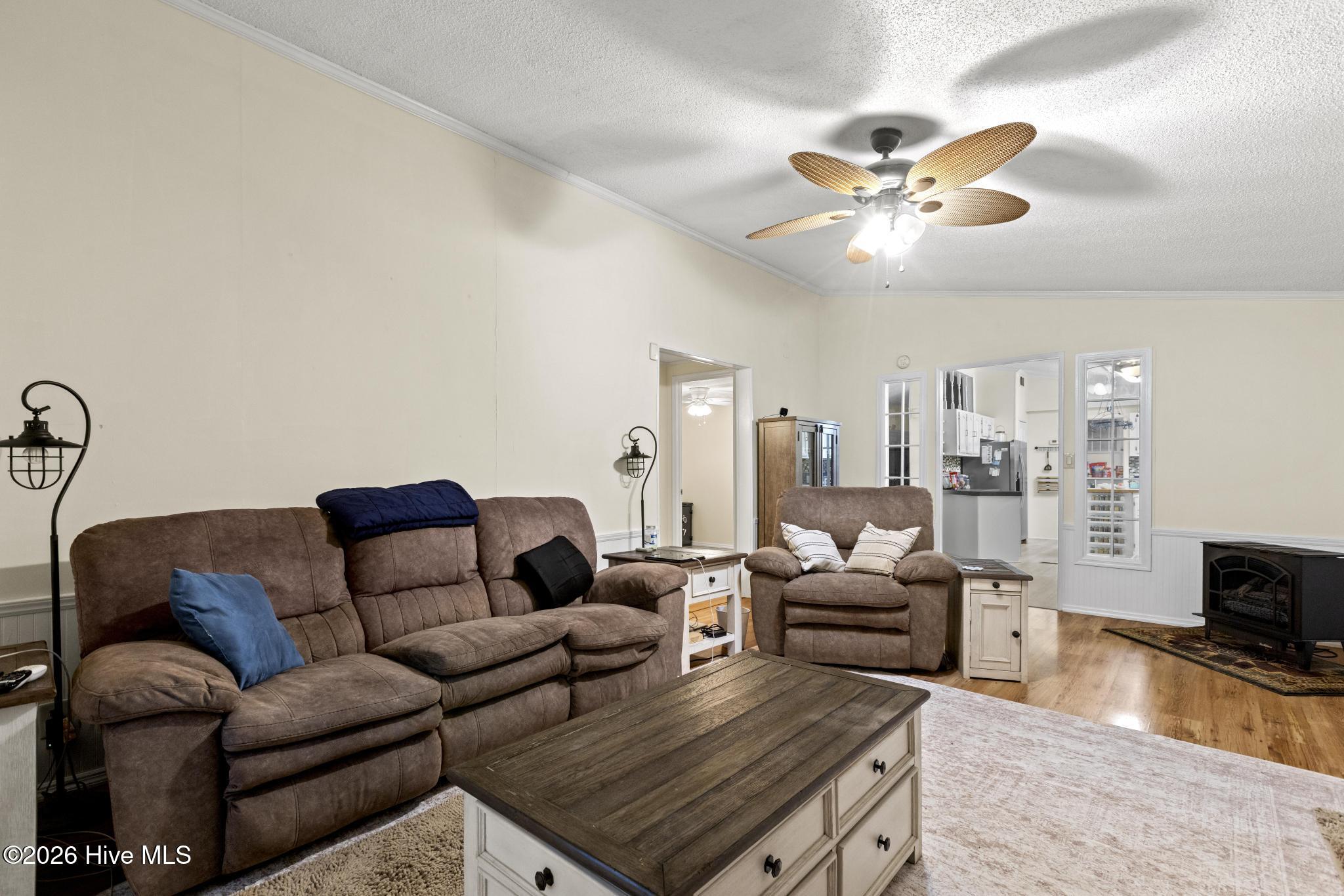 408 Quailridge Court,Peletier