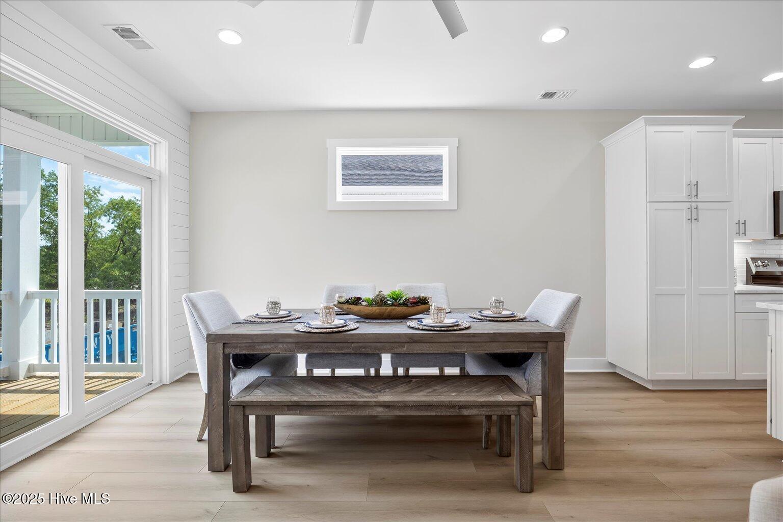 100515408 | Photo 12