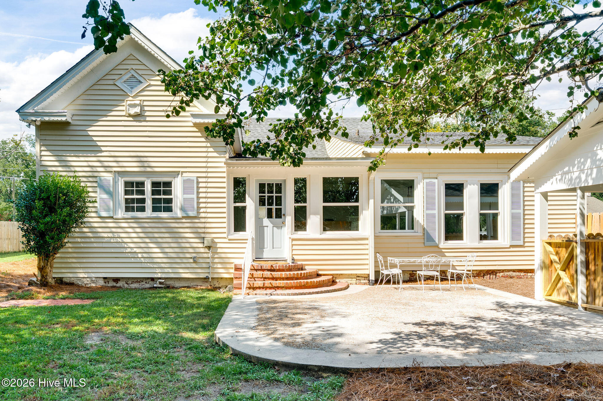 130 E Main Street, Rose Hill, NC 28458 – photo 7