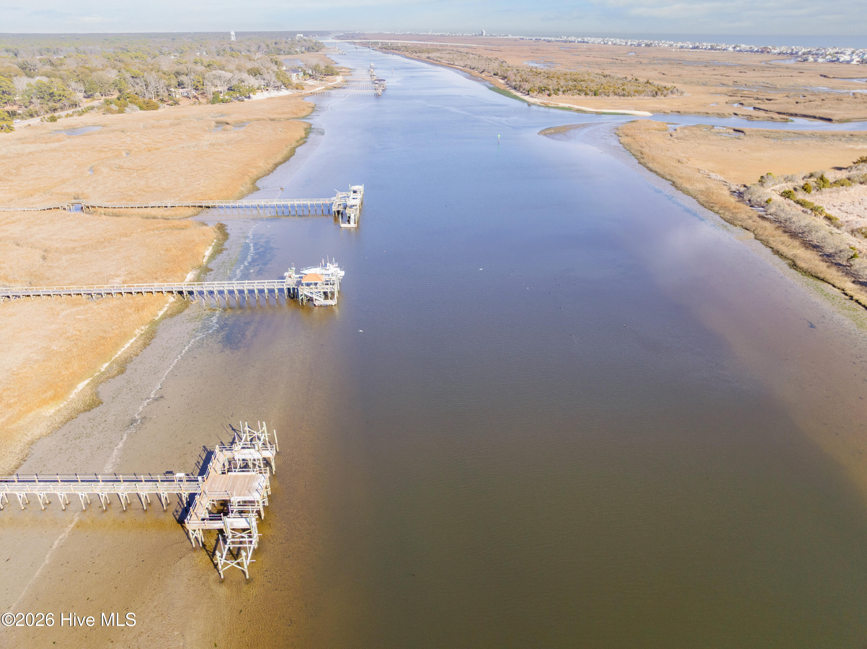 100556700 | Photo 80