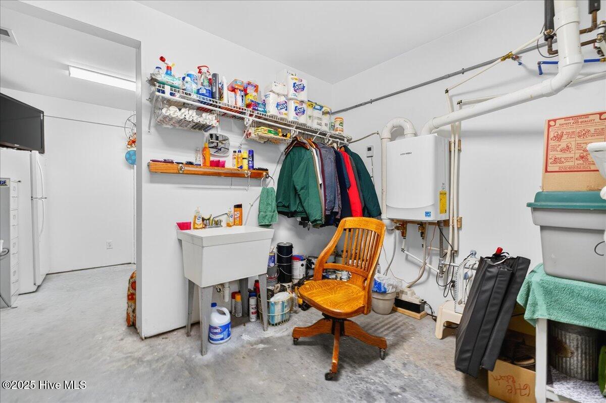 100540409 | Photo 58