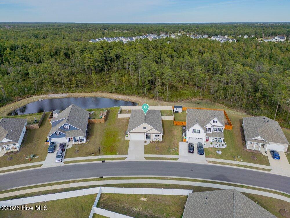 100561956 | Photo 34