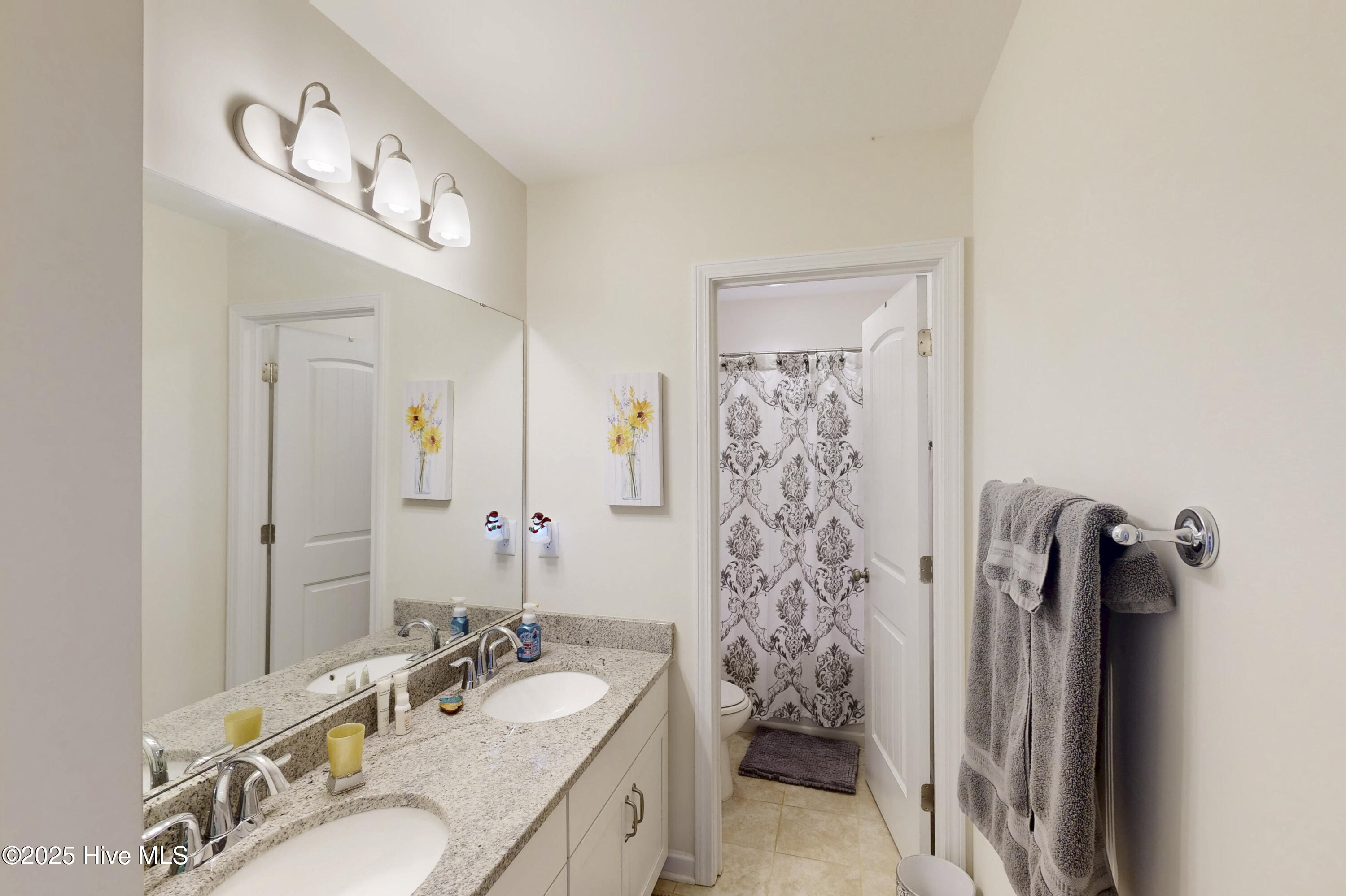 100509634 | Photo 42