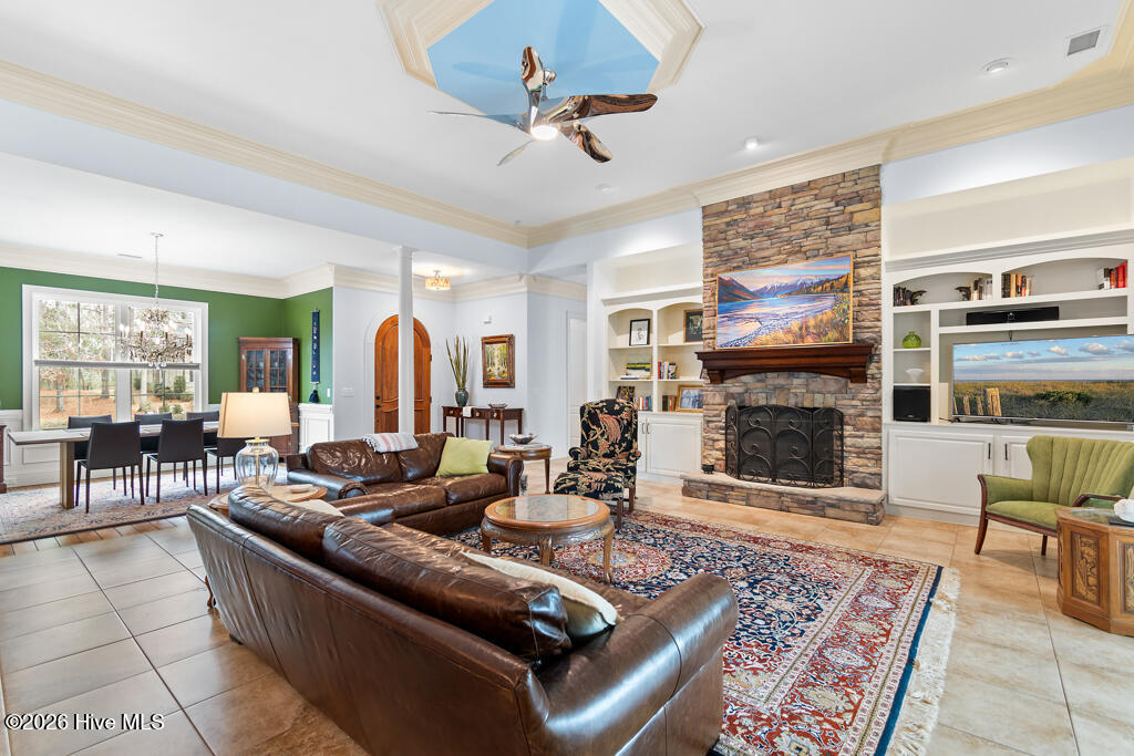 100558482 | Photo 27