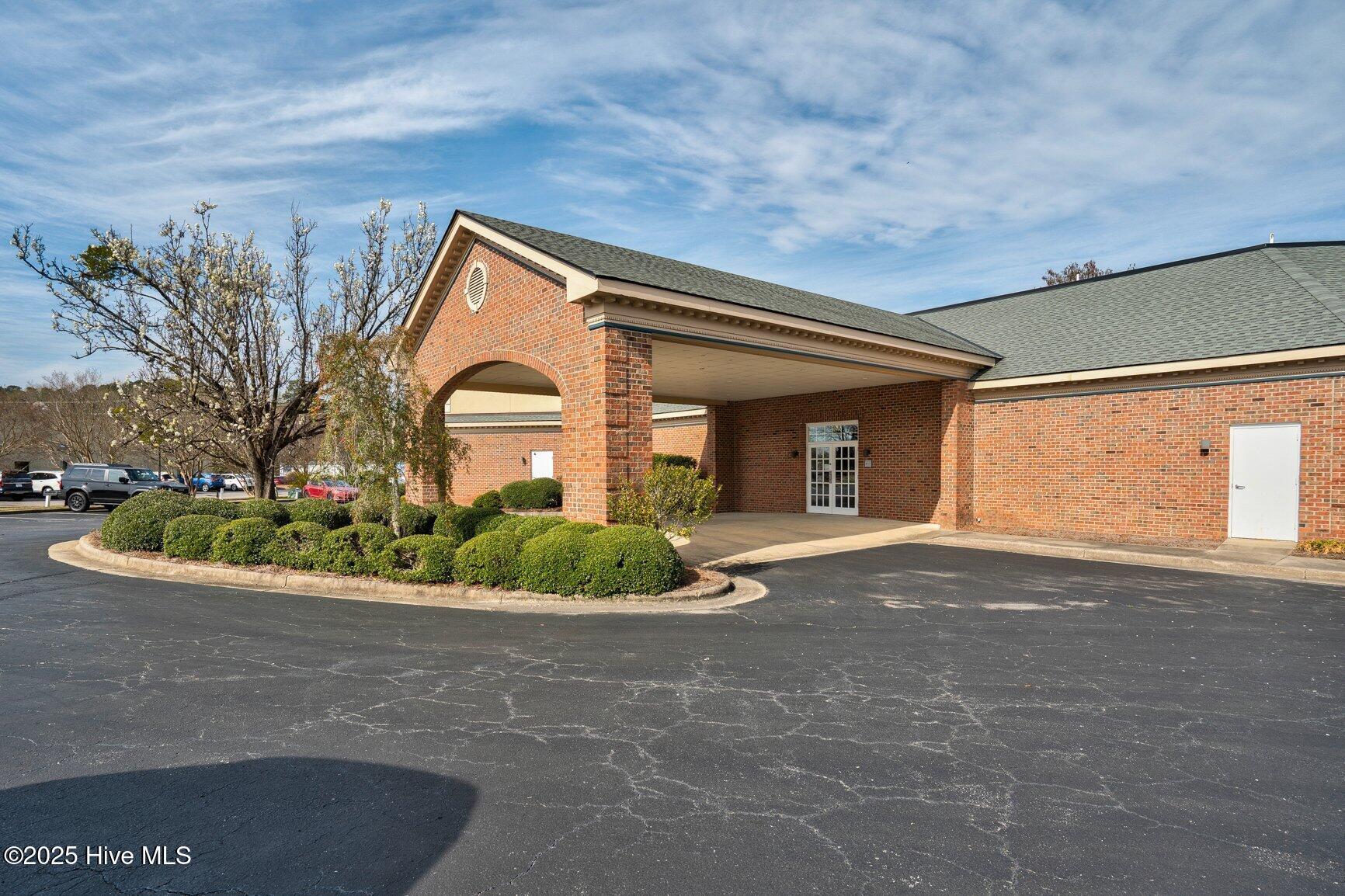 705 W Fire Tower Road, Winterville, NC, 28590