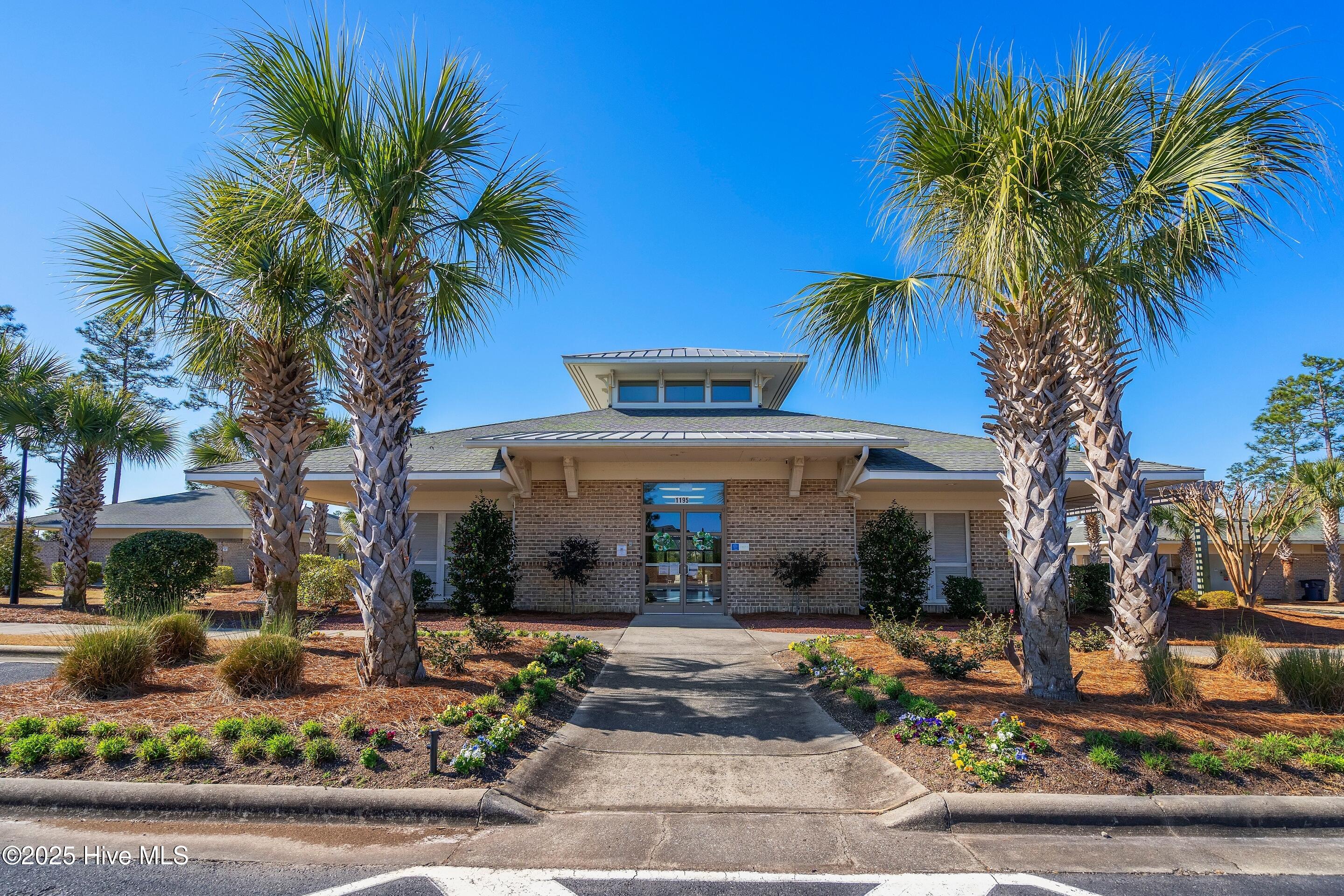 100527165 | Photo 39