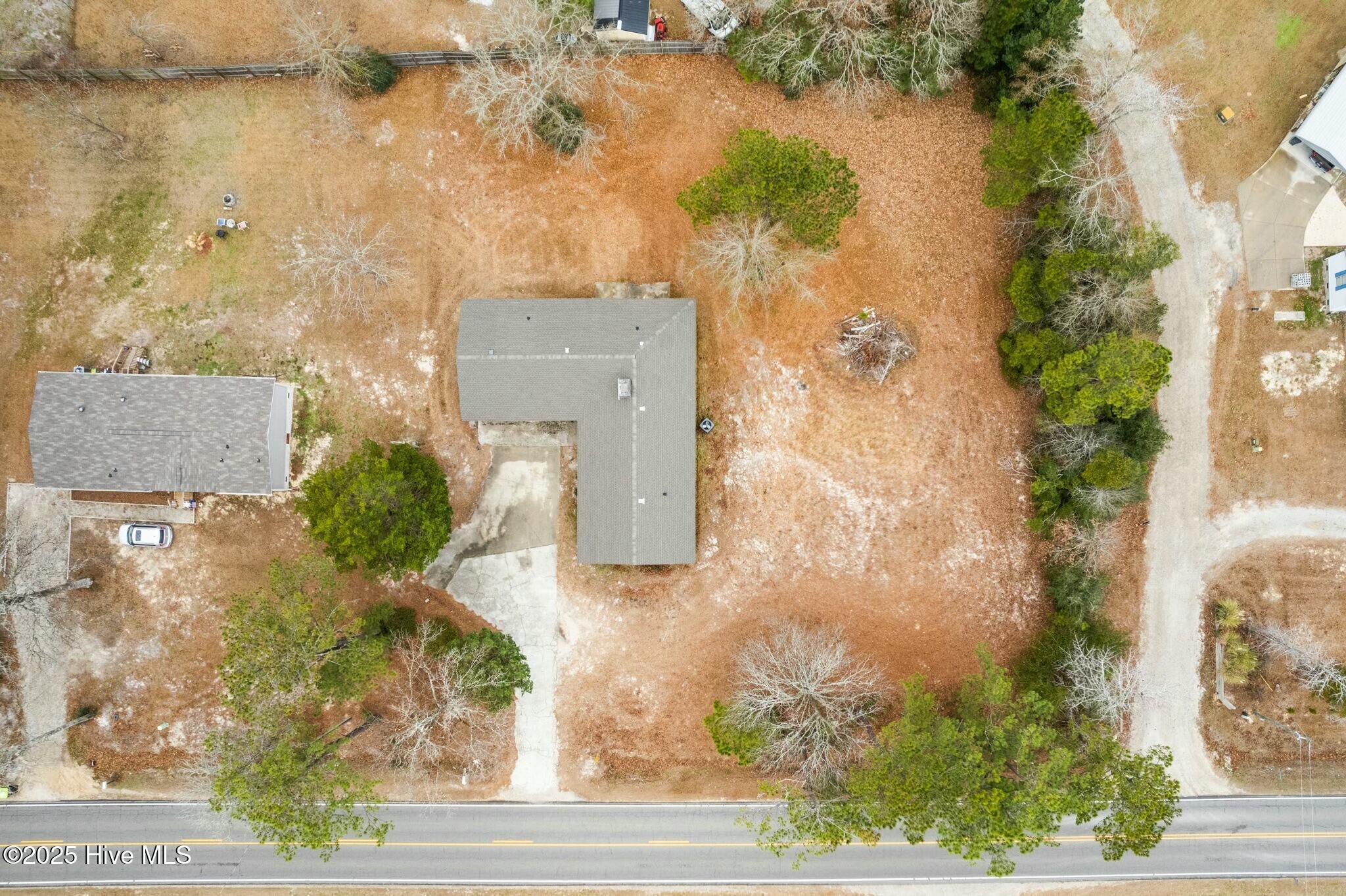 100483713 | Photo 51