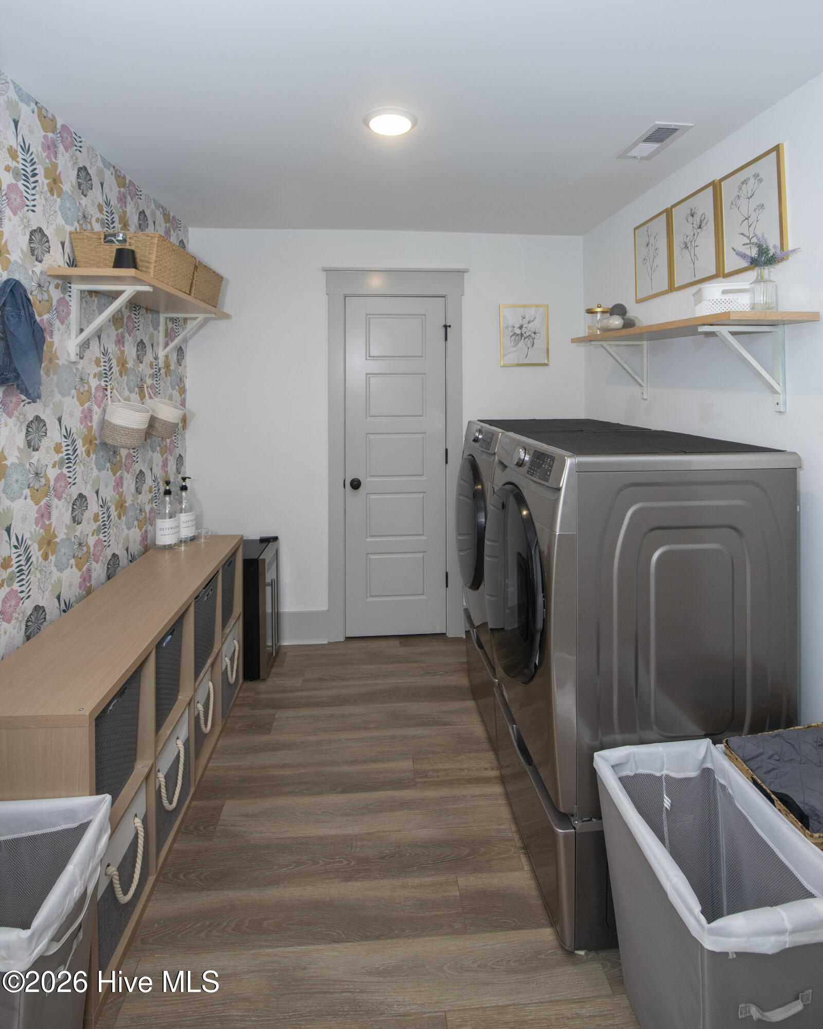 100563694 | Photo 38