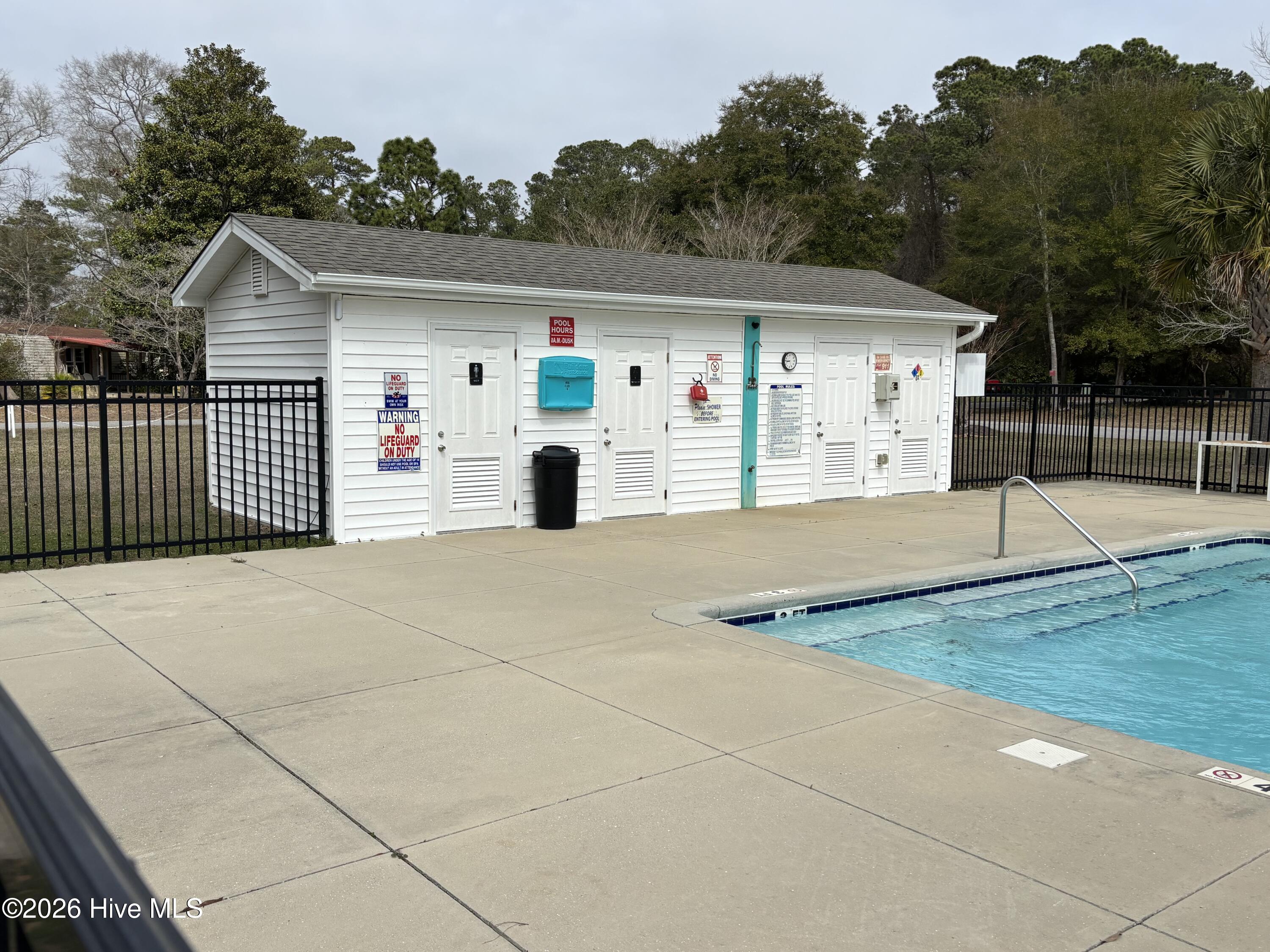 100562587 | Photo 22