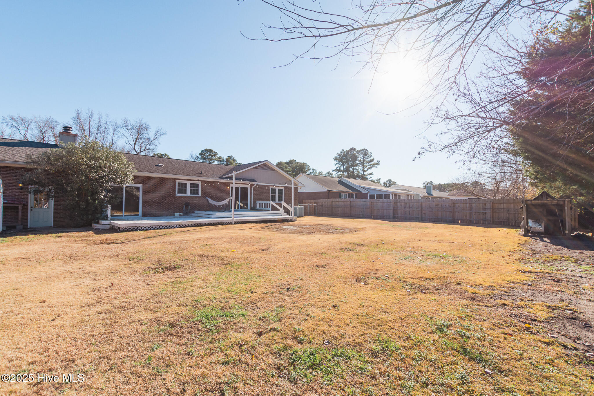 100546000 | Photo 38