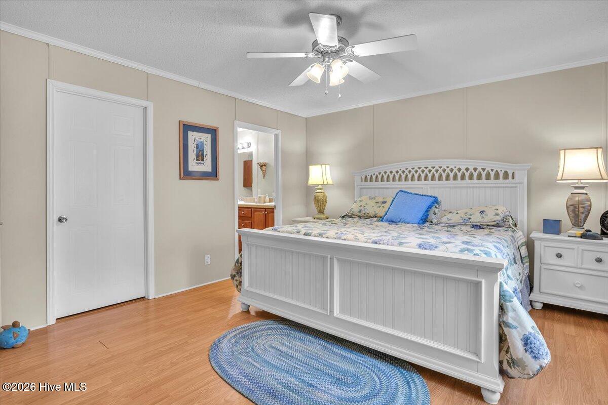 100554513 | Photo 24