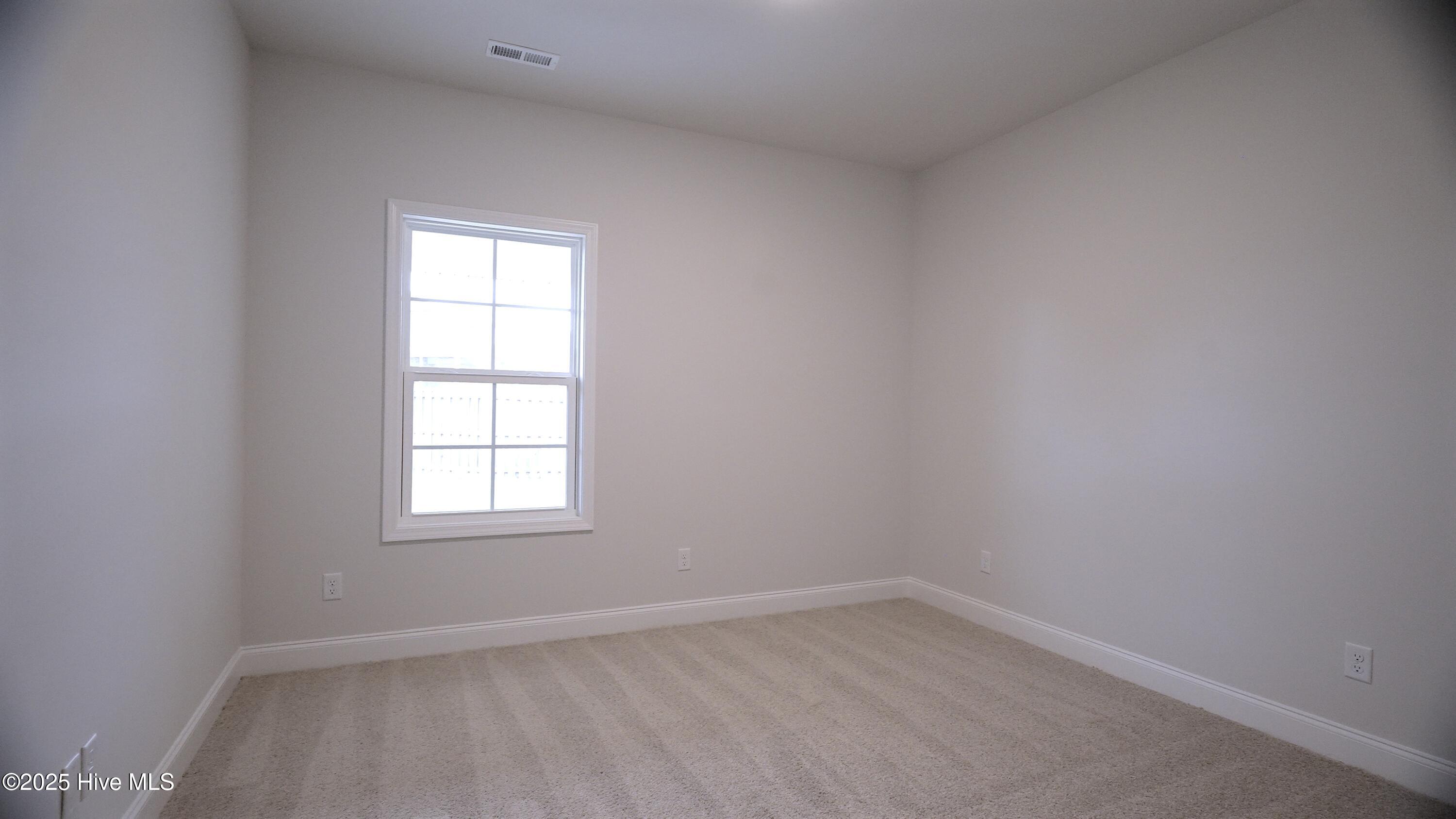 100424929 | Photo 19