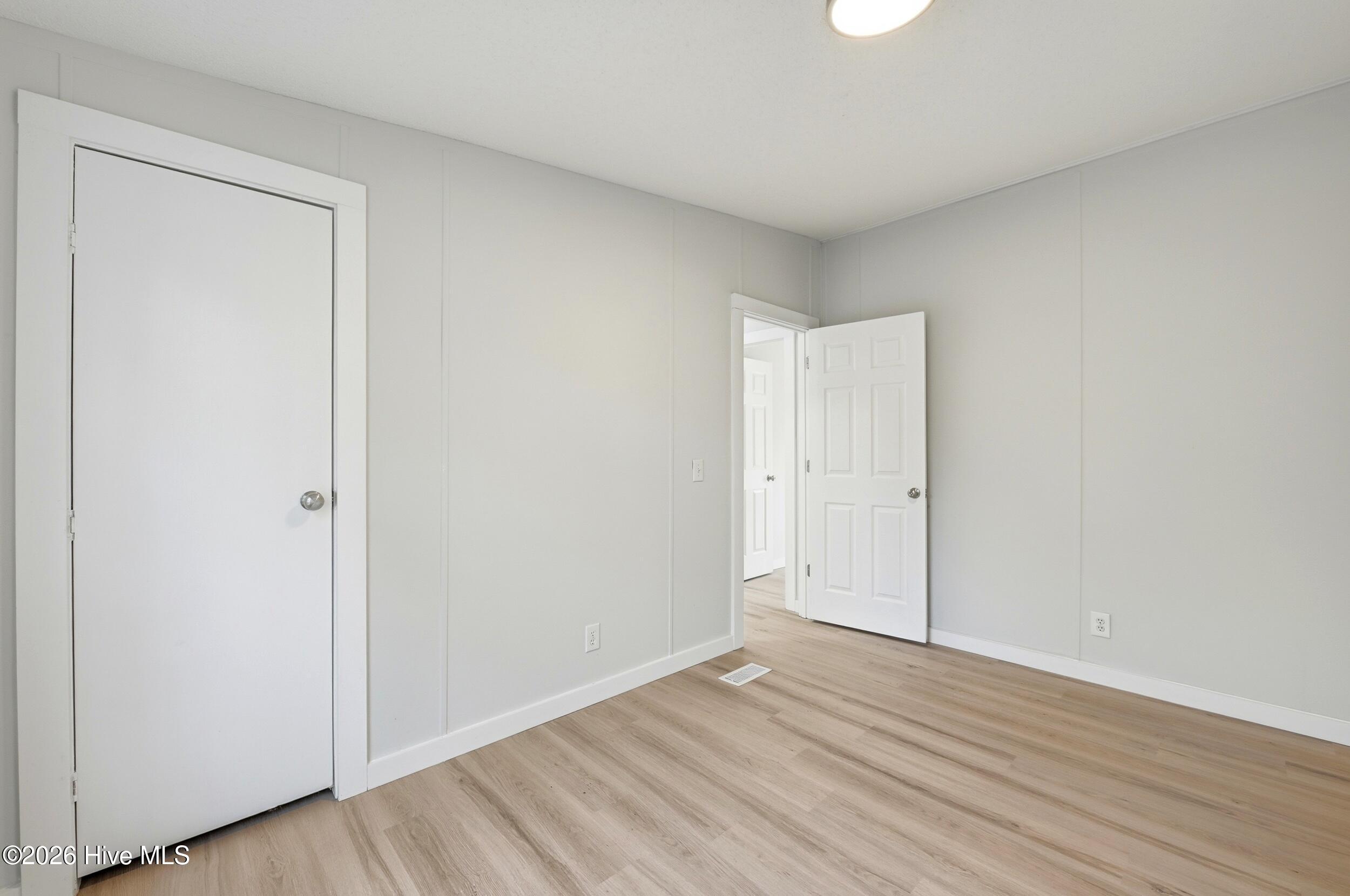 100556630 | Photo 25