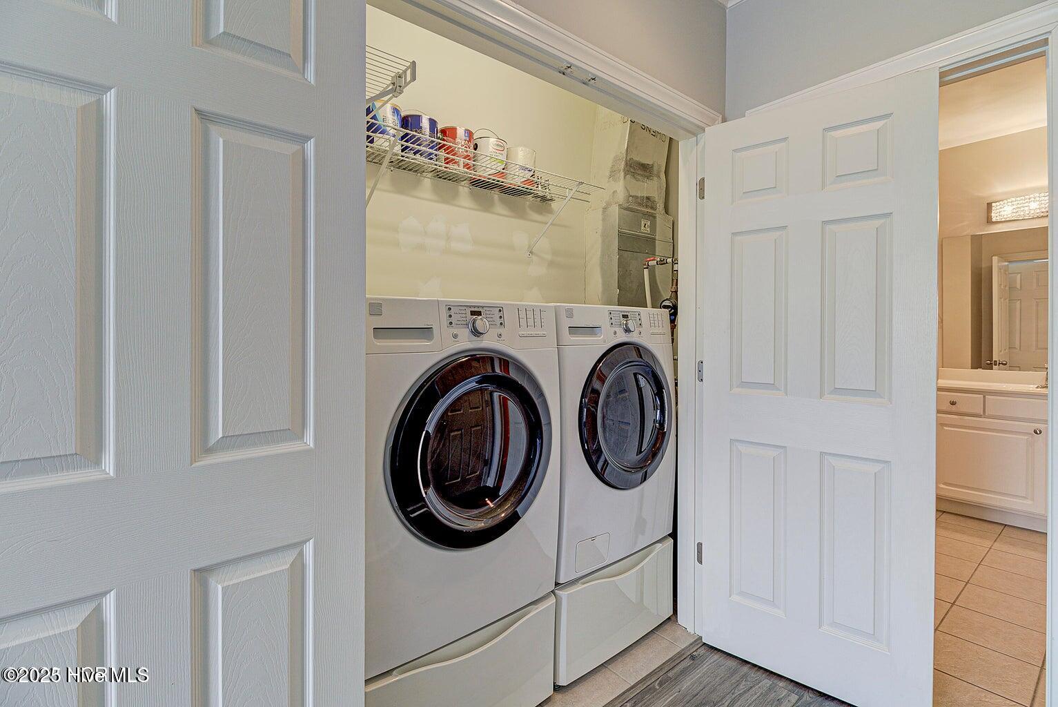 100527168 | Photo 12