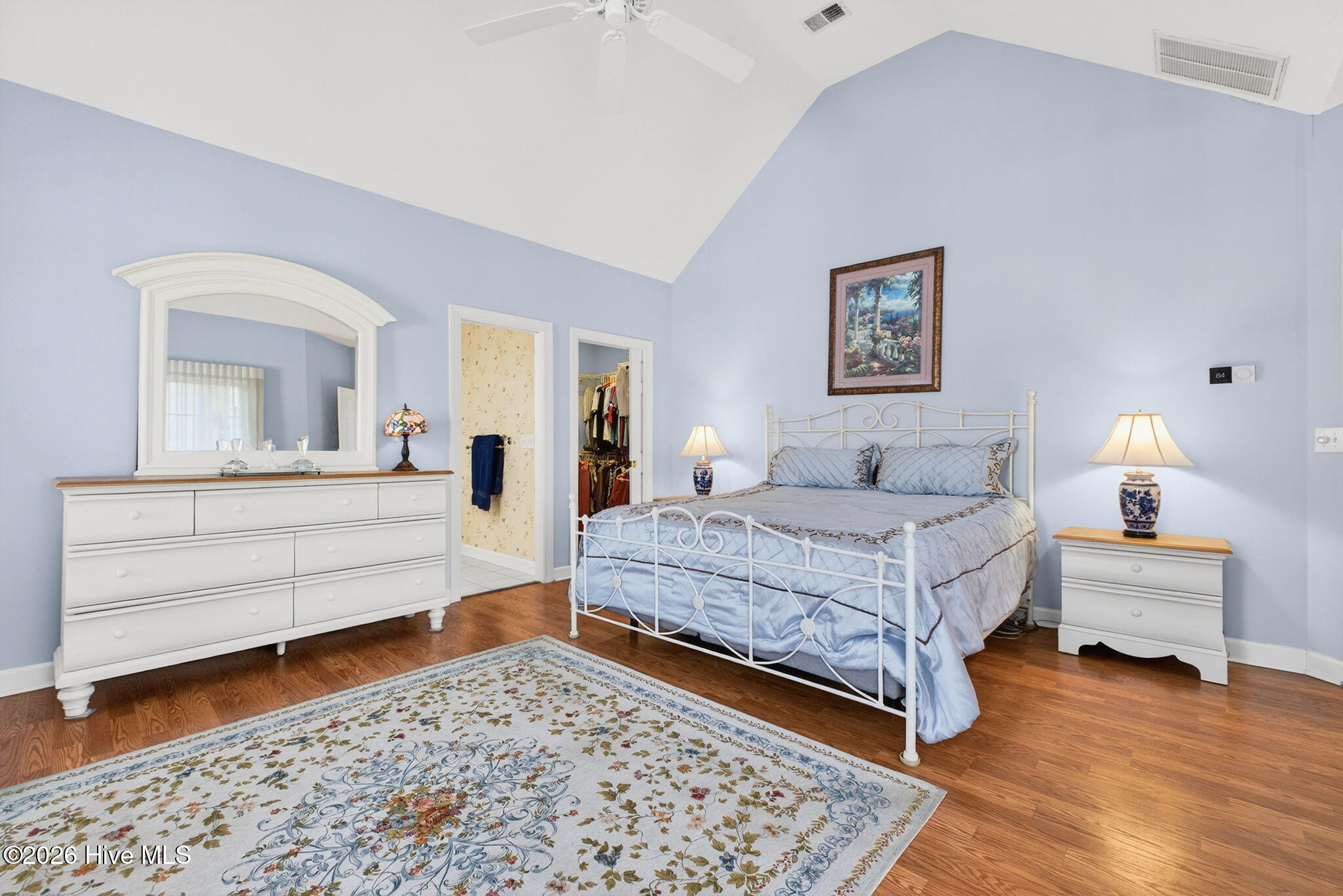 100557579 | Photo 18