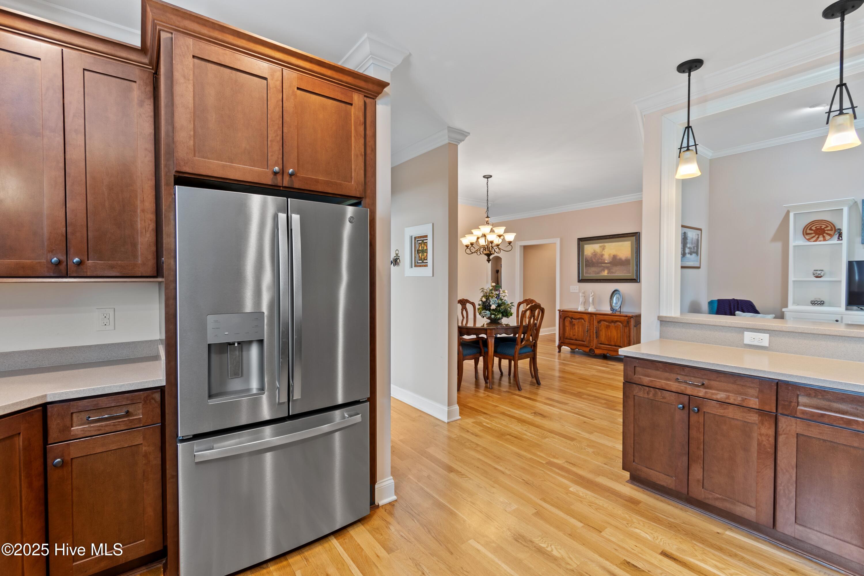 100497358 | Photo 13