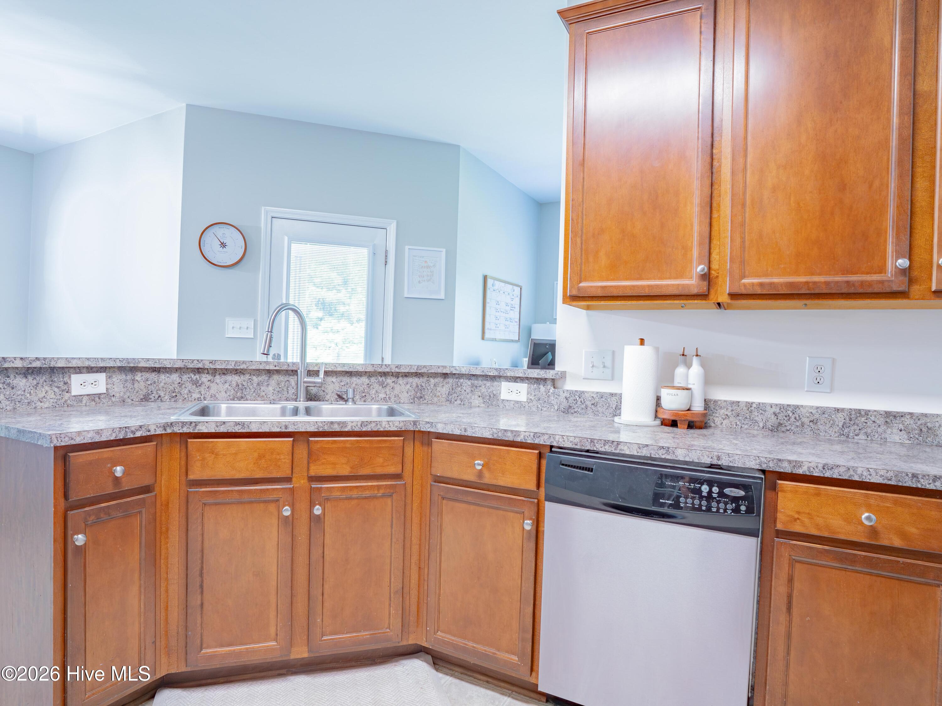 234 Emerald Ridge Road, Jacksonville, NC 28546 – photo 12: C5M01946-HDR