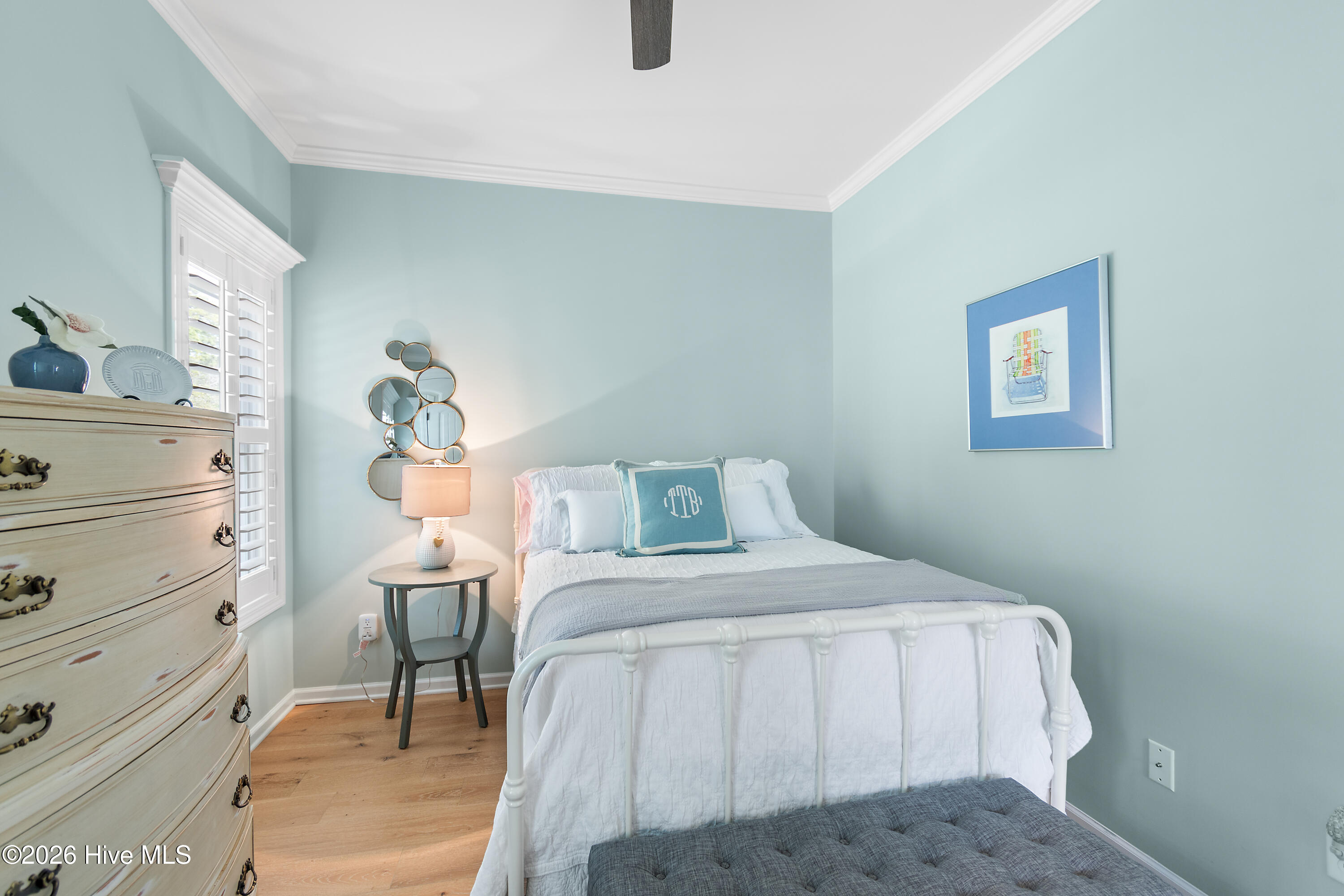 100566075 | Photo 30