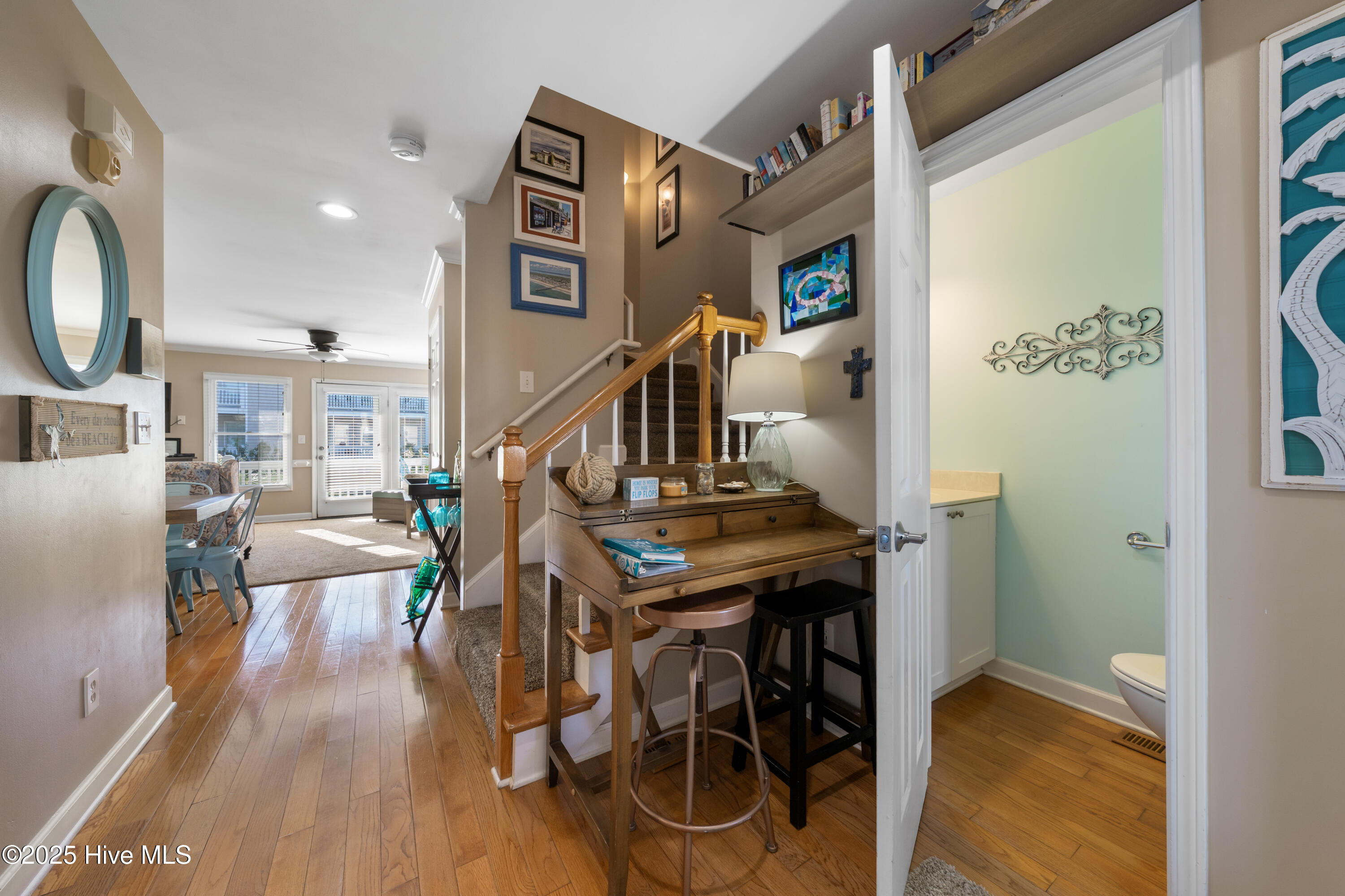 100532261 | Photo 20