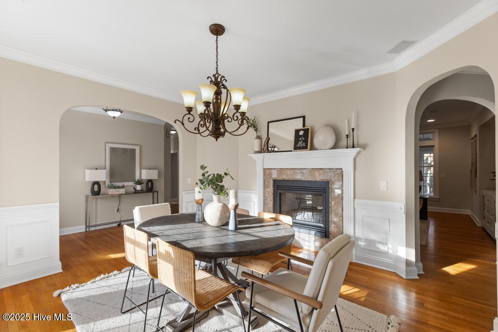 100516339 | Photo 14