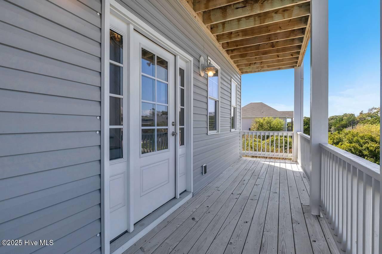 100543948 | Photo 52