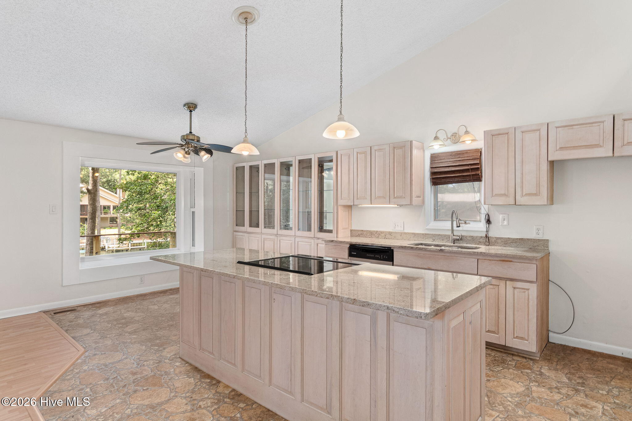 121 White Ash Drive,Pine Knoll Shores