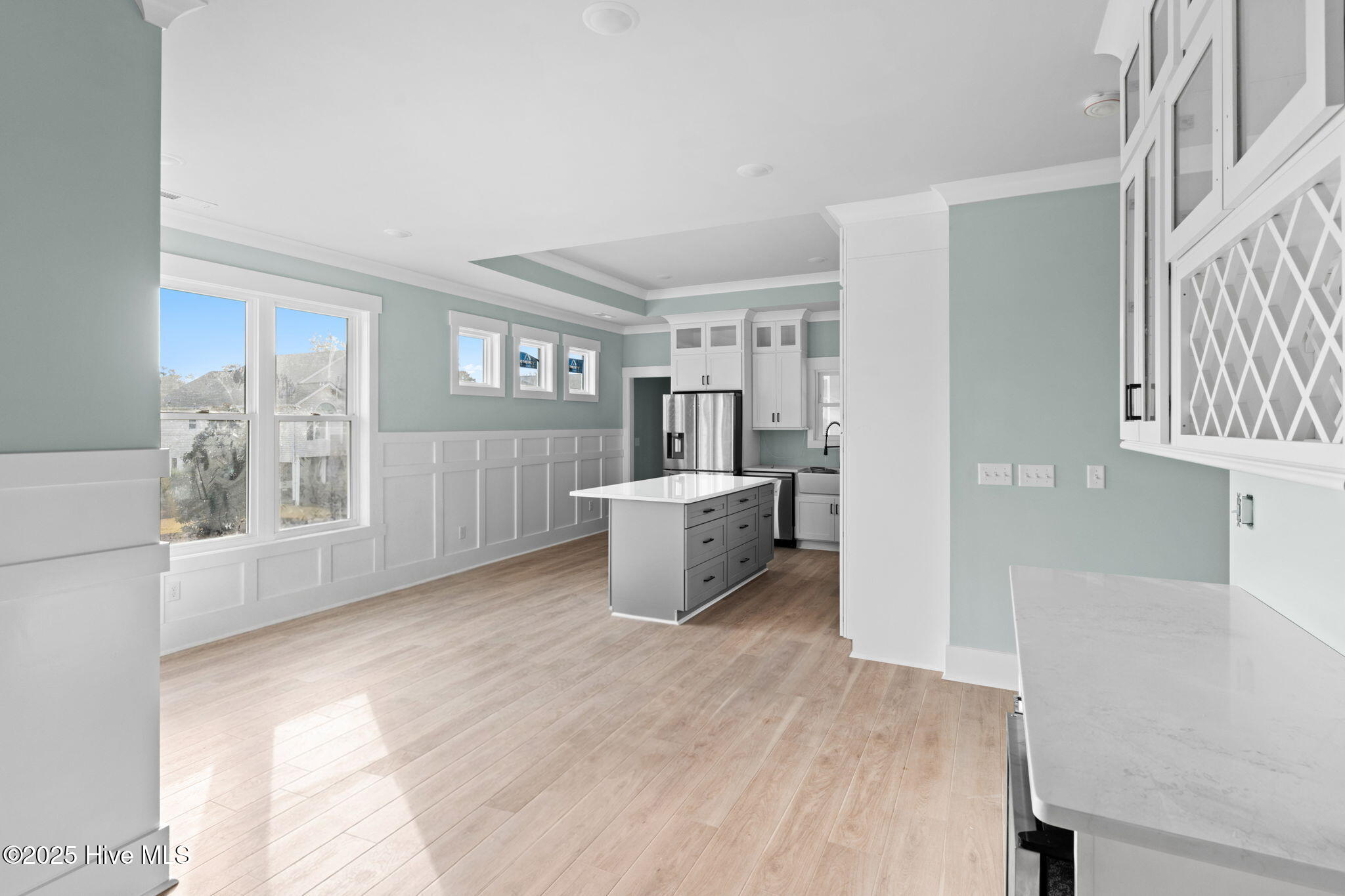 100548785 | Photo 10