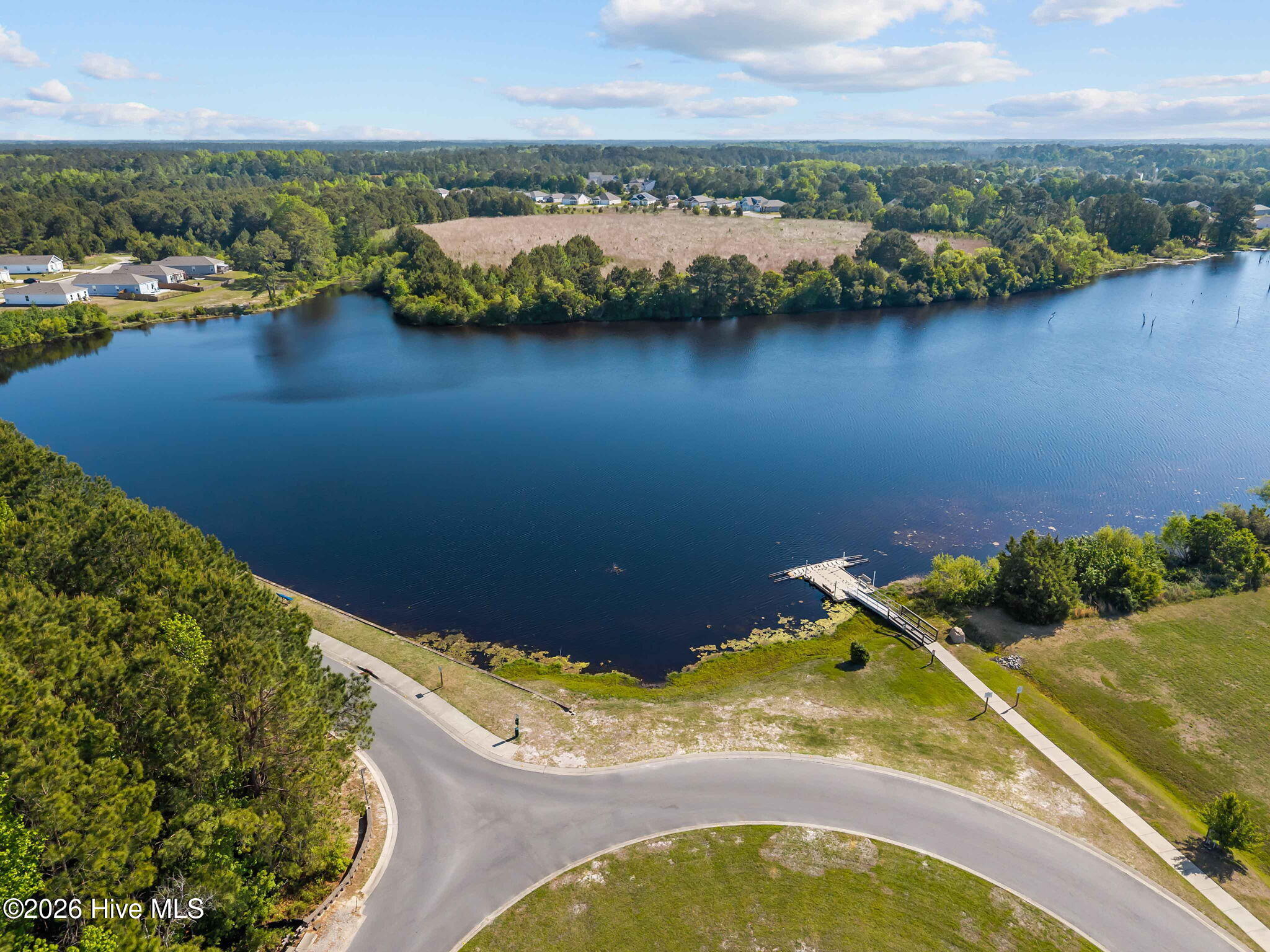 100569205 | Photo 54