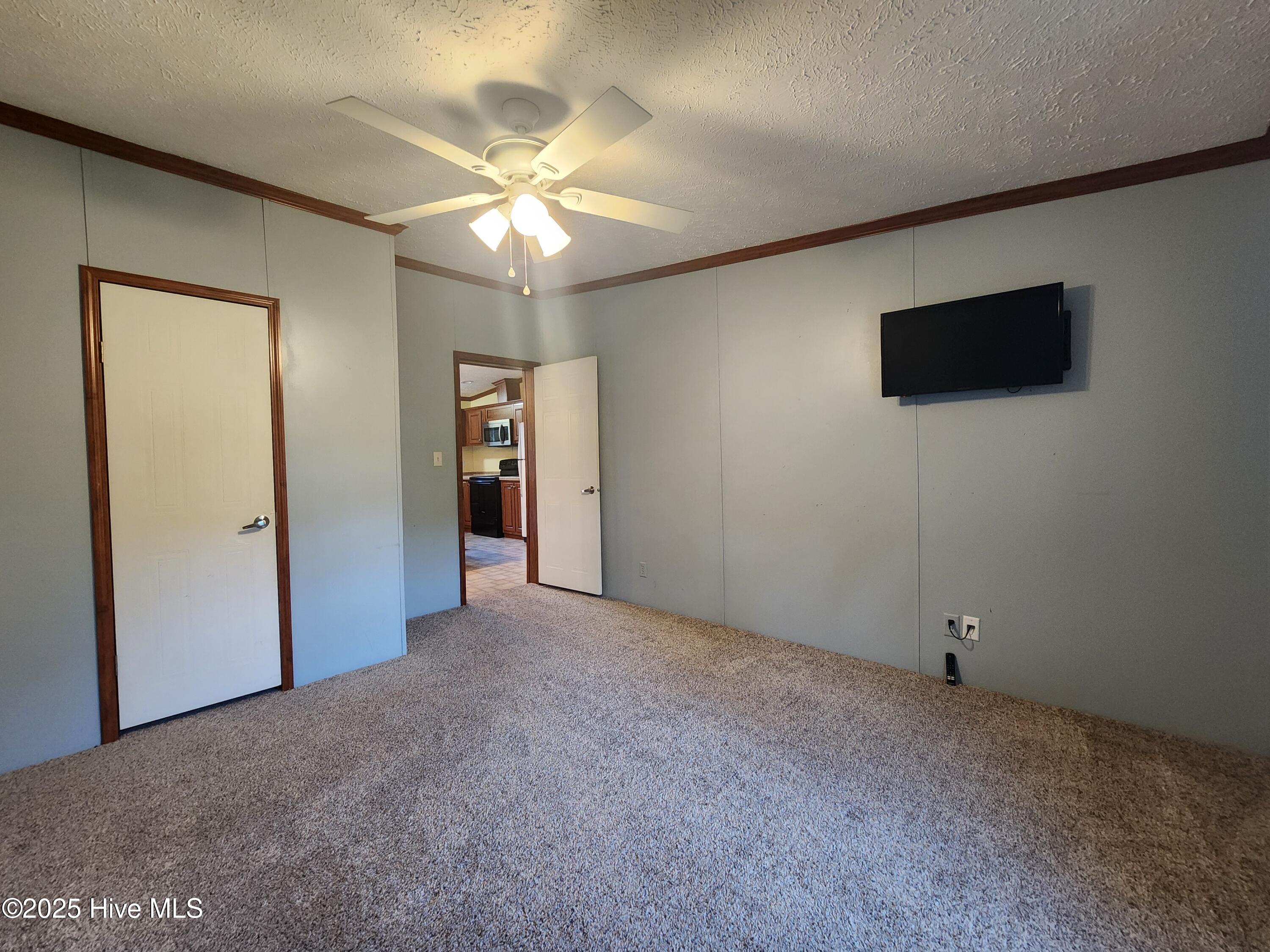 100529559 | Photo 21