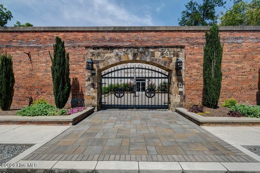 Listing Photo 98500201