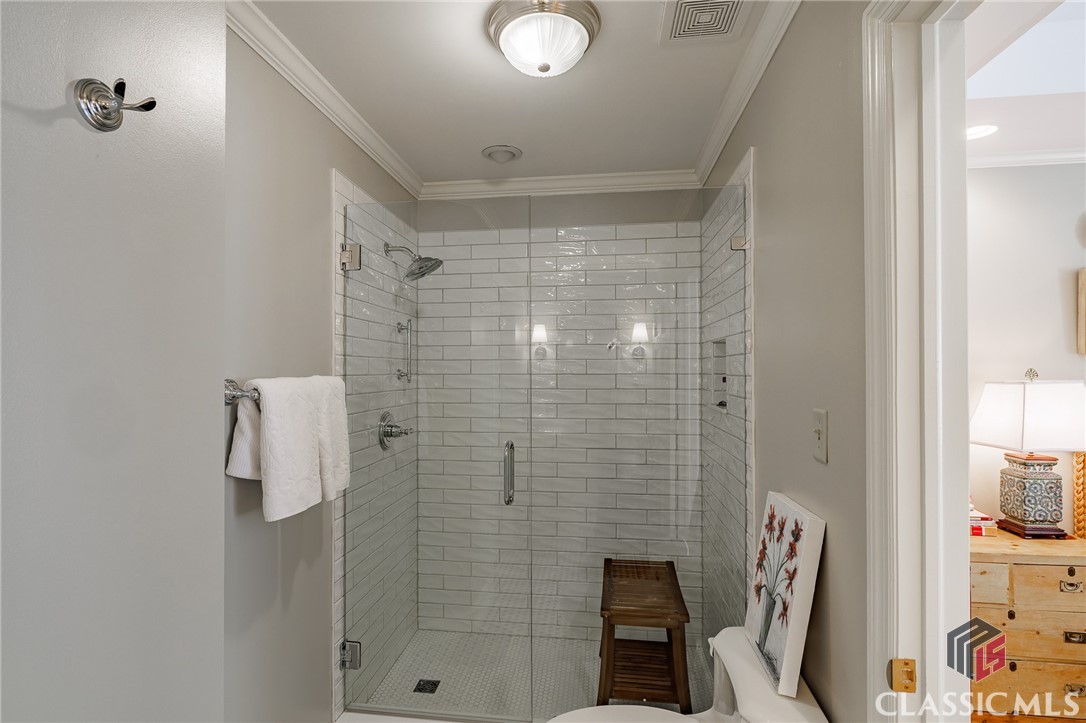 1060 Woodhollow Lane