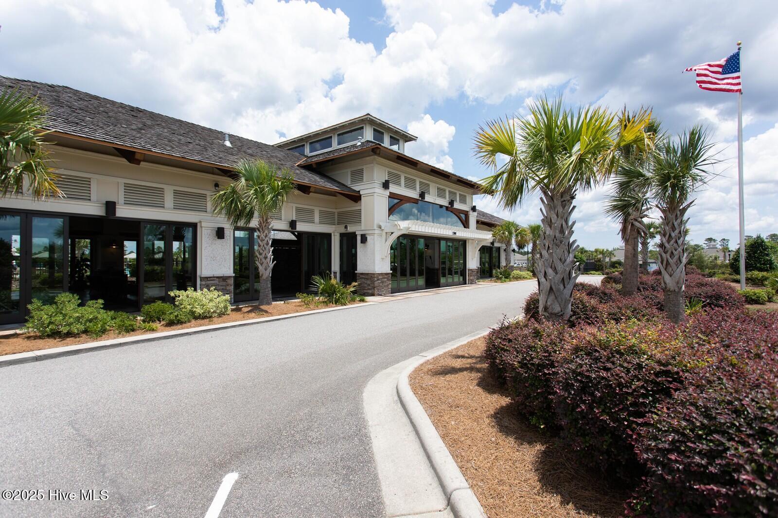 100514477 | Photo 63