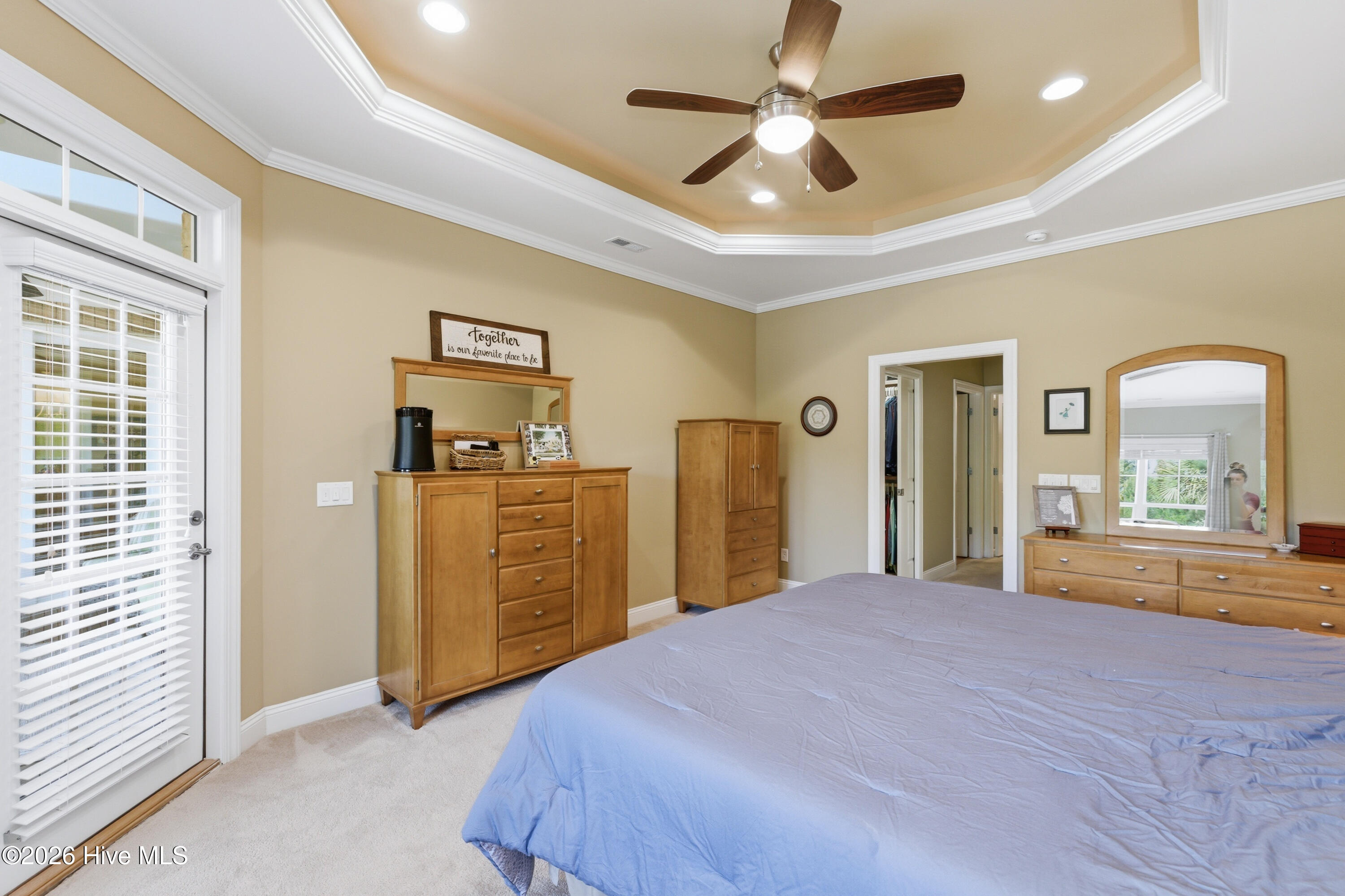 100570456 | Photo 30